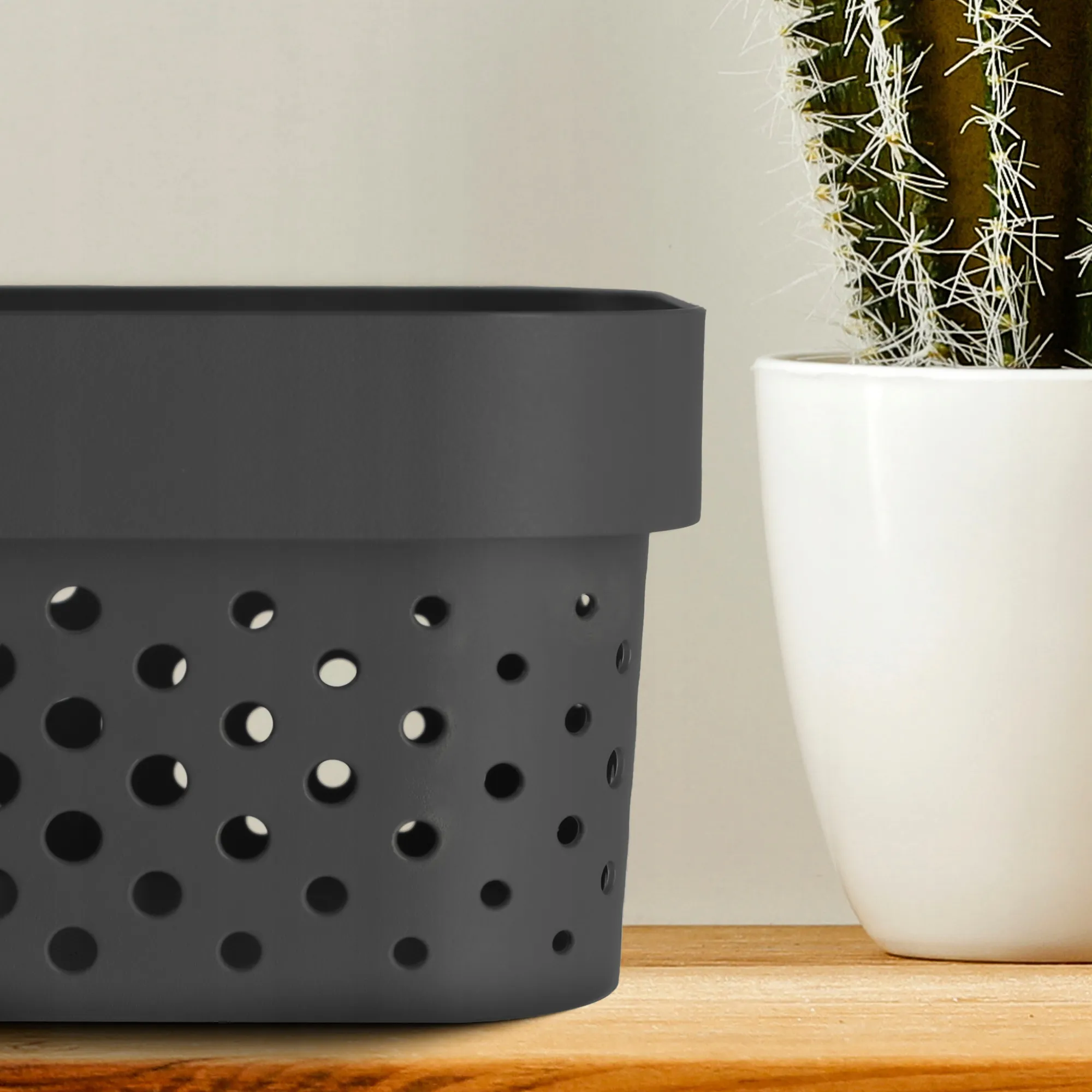 „Infinity Recycled“ 1,4 l talpos butelis, tamsiai pilkas