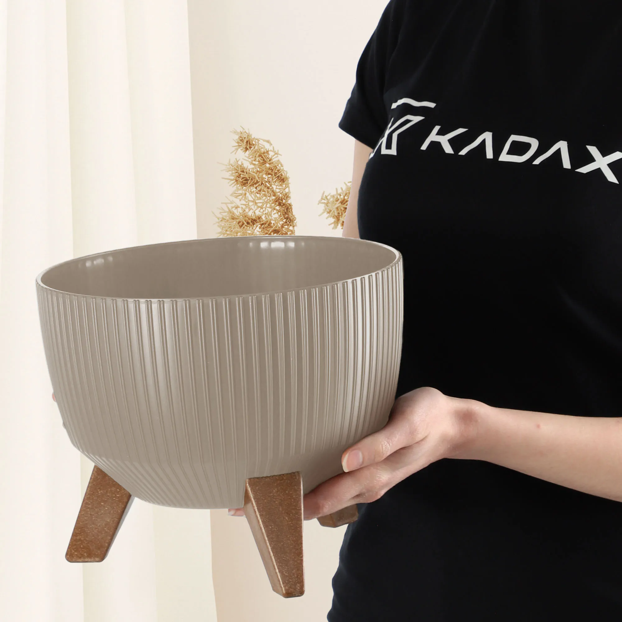 Milis gėlių dubuo su kojelėmis 29 cm