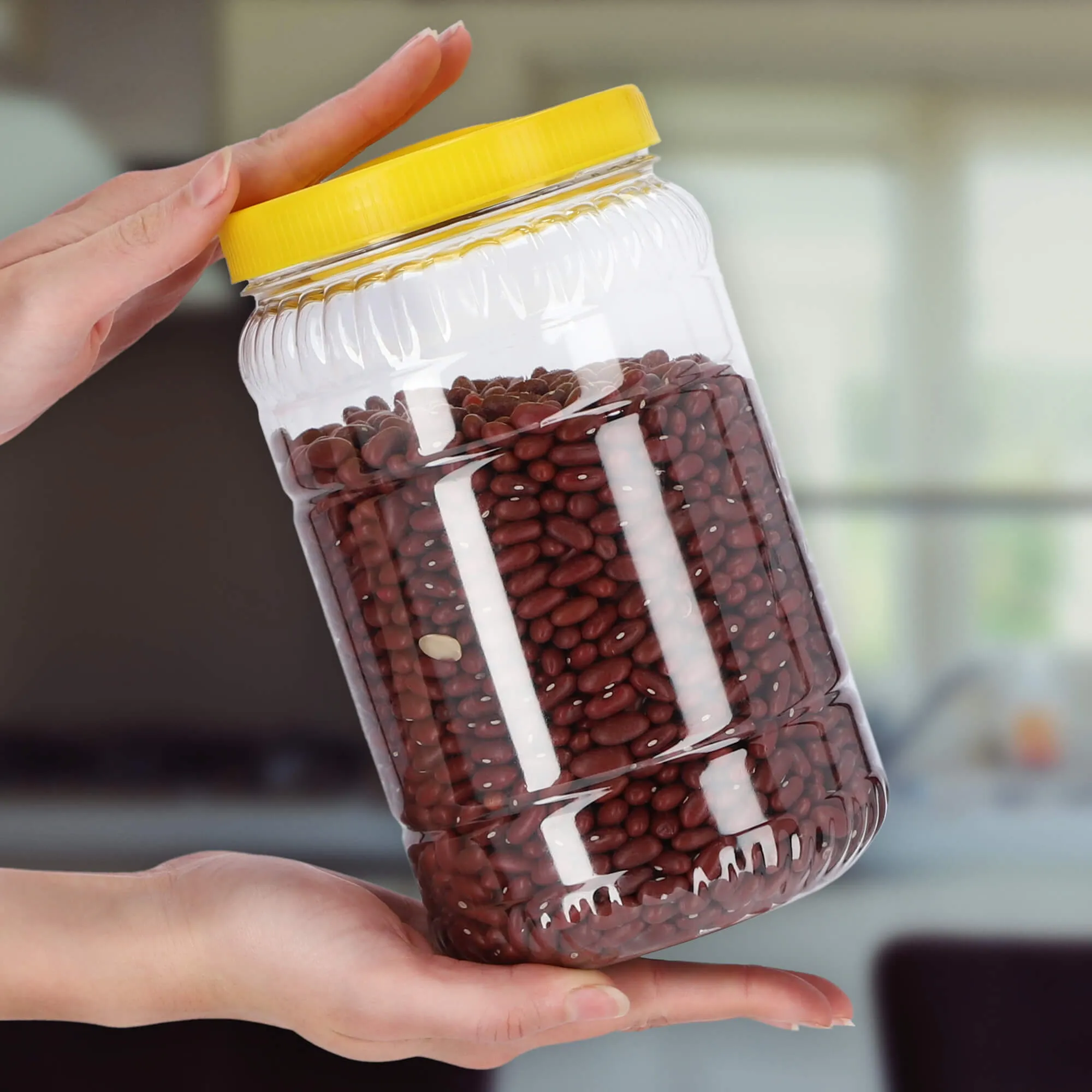 2 litrų geltono plastiko indas