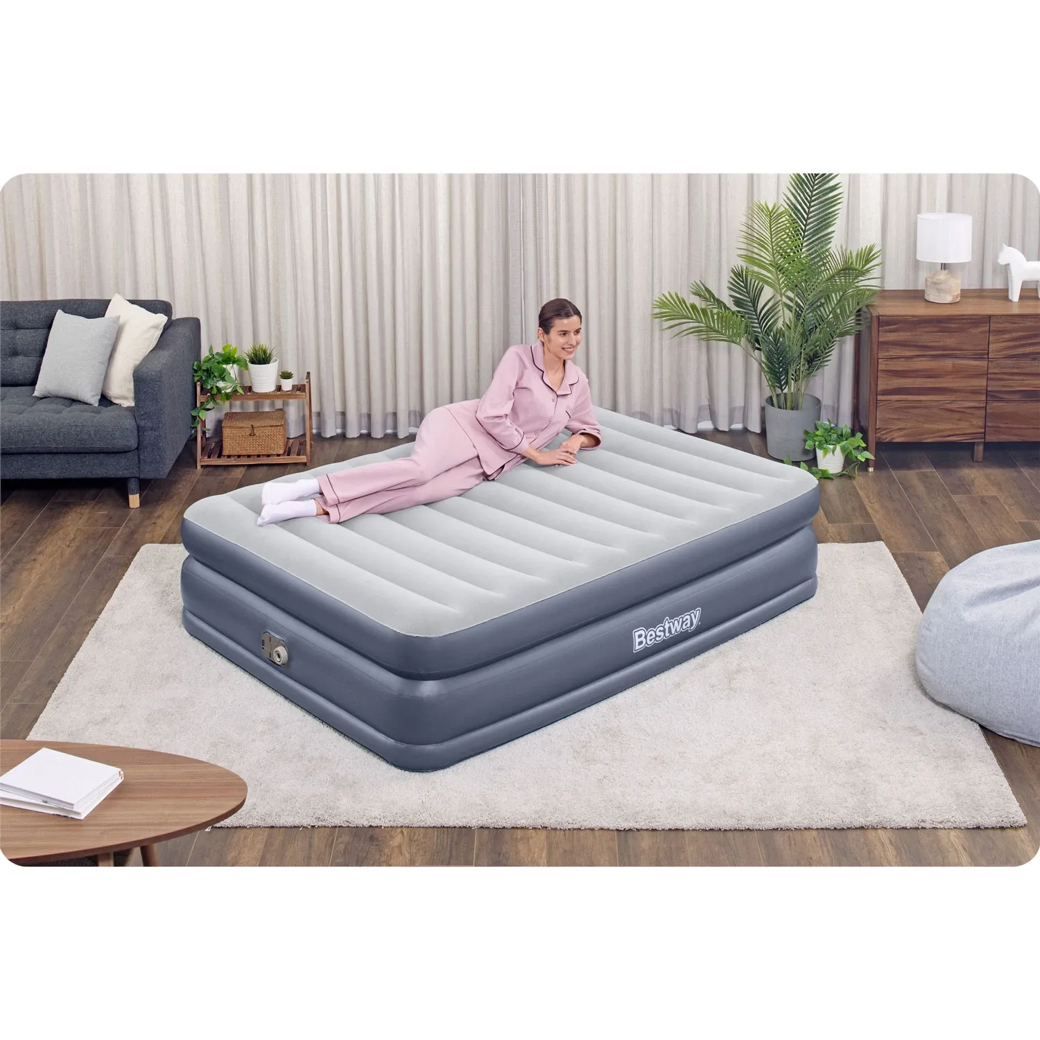 Pripučiamas čiužinys 203x152x51 cm su įmontuotu elektriniu siurbliu Bestway 67925 - nuotrauka 1