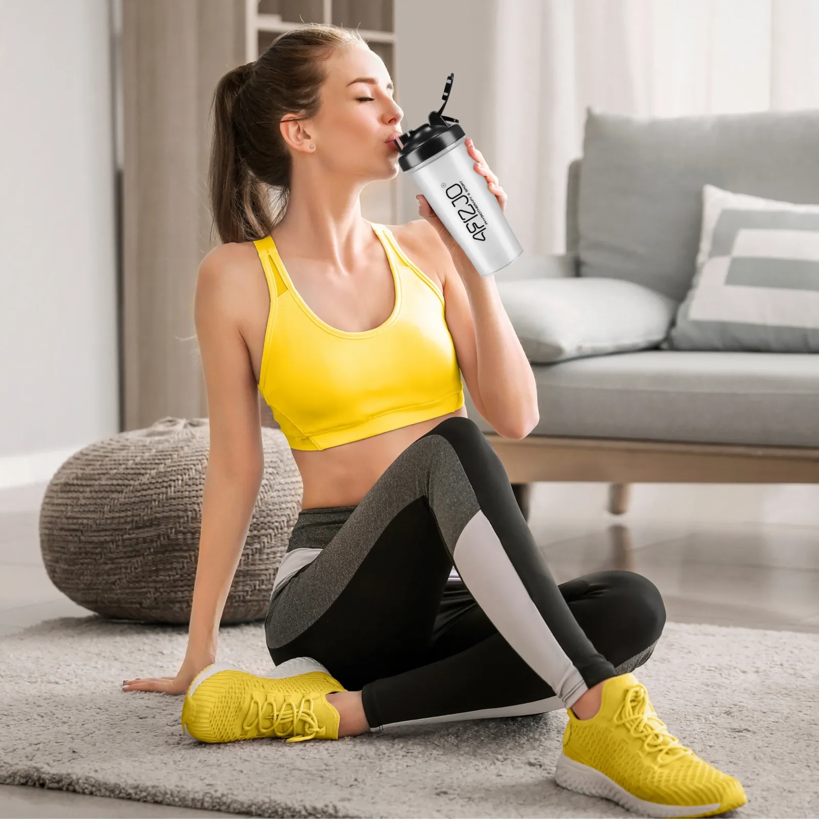 PRO sportinis maisto papildų plaktuvas su tinkleliu 650 ml