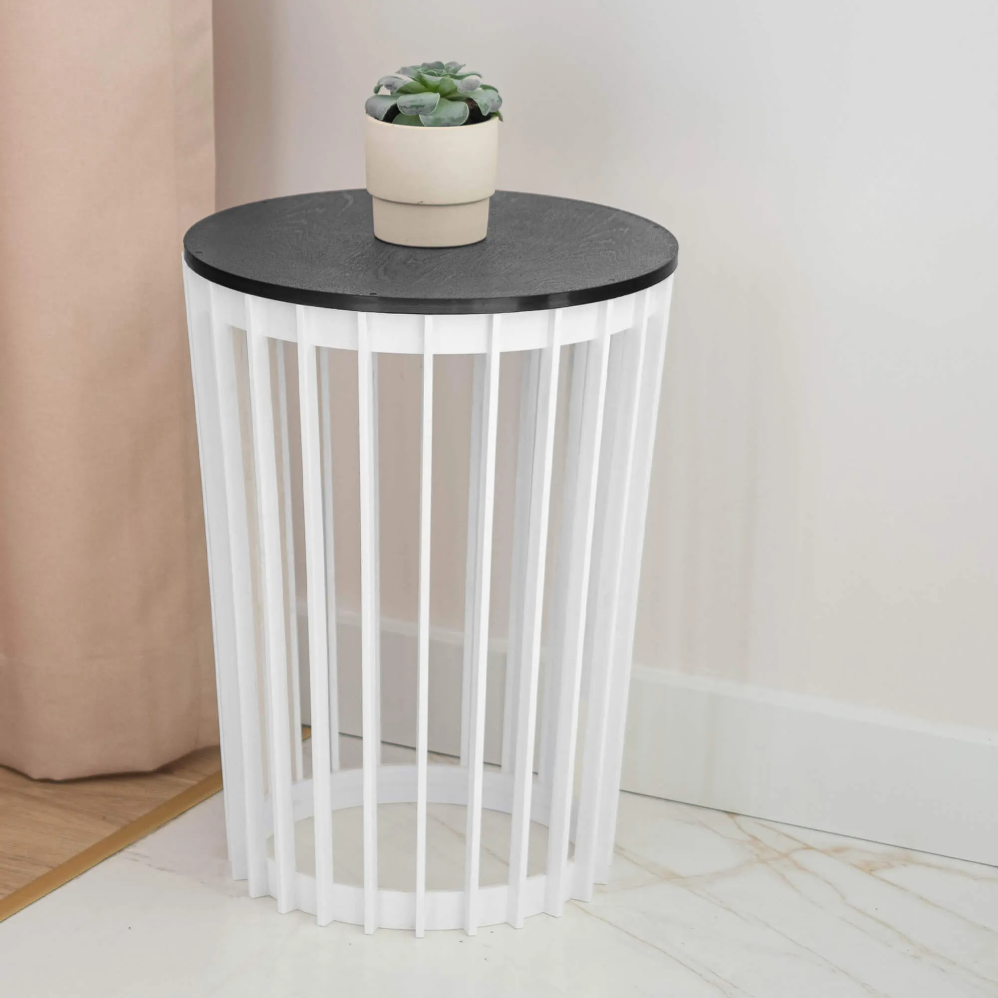 Aytre dvipusis augalų stovas 40 cm baltas + juodas stalviršis