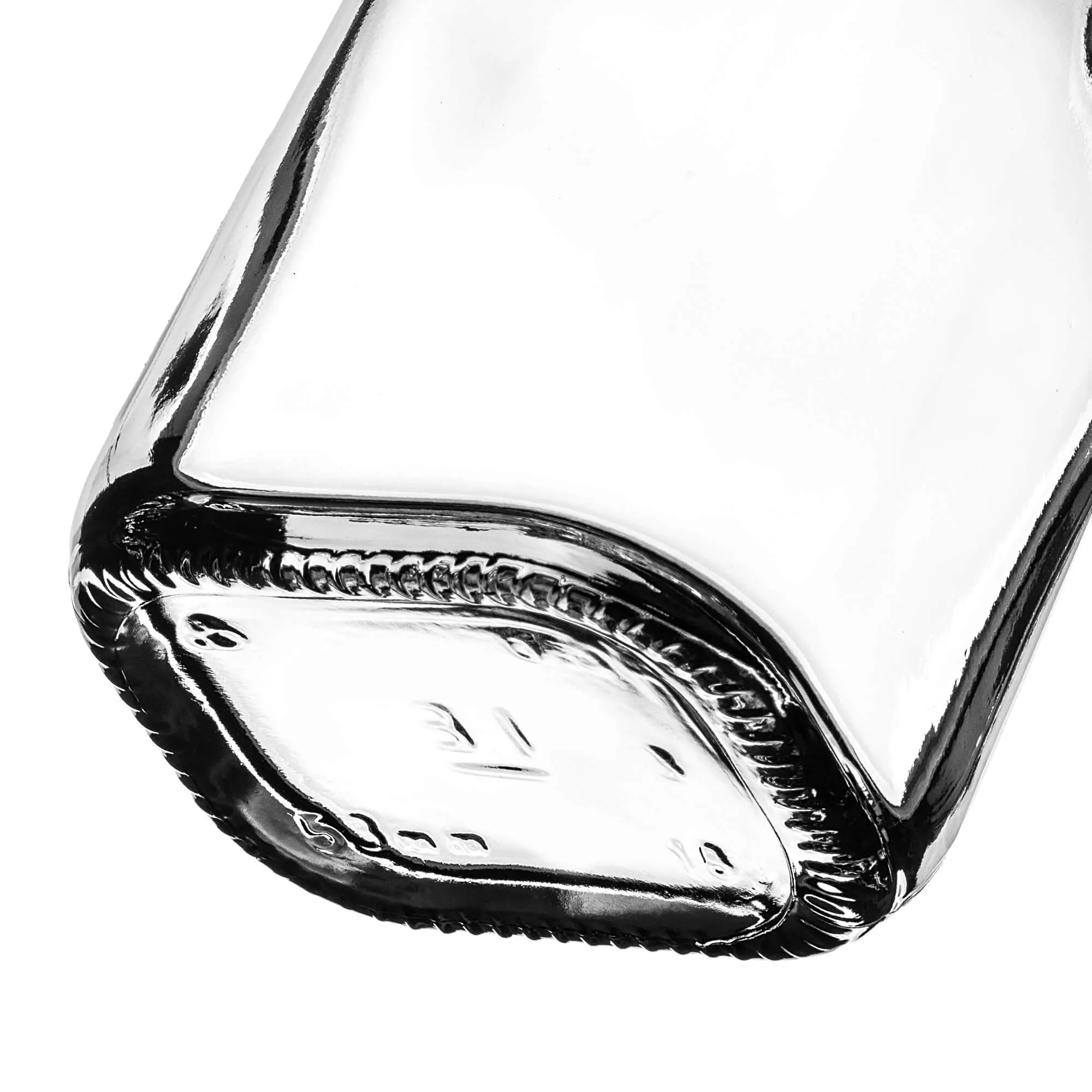 Vigna stikliniai viskio buteliai 500 ml su juodu dangteliu, 5 vnt.