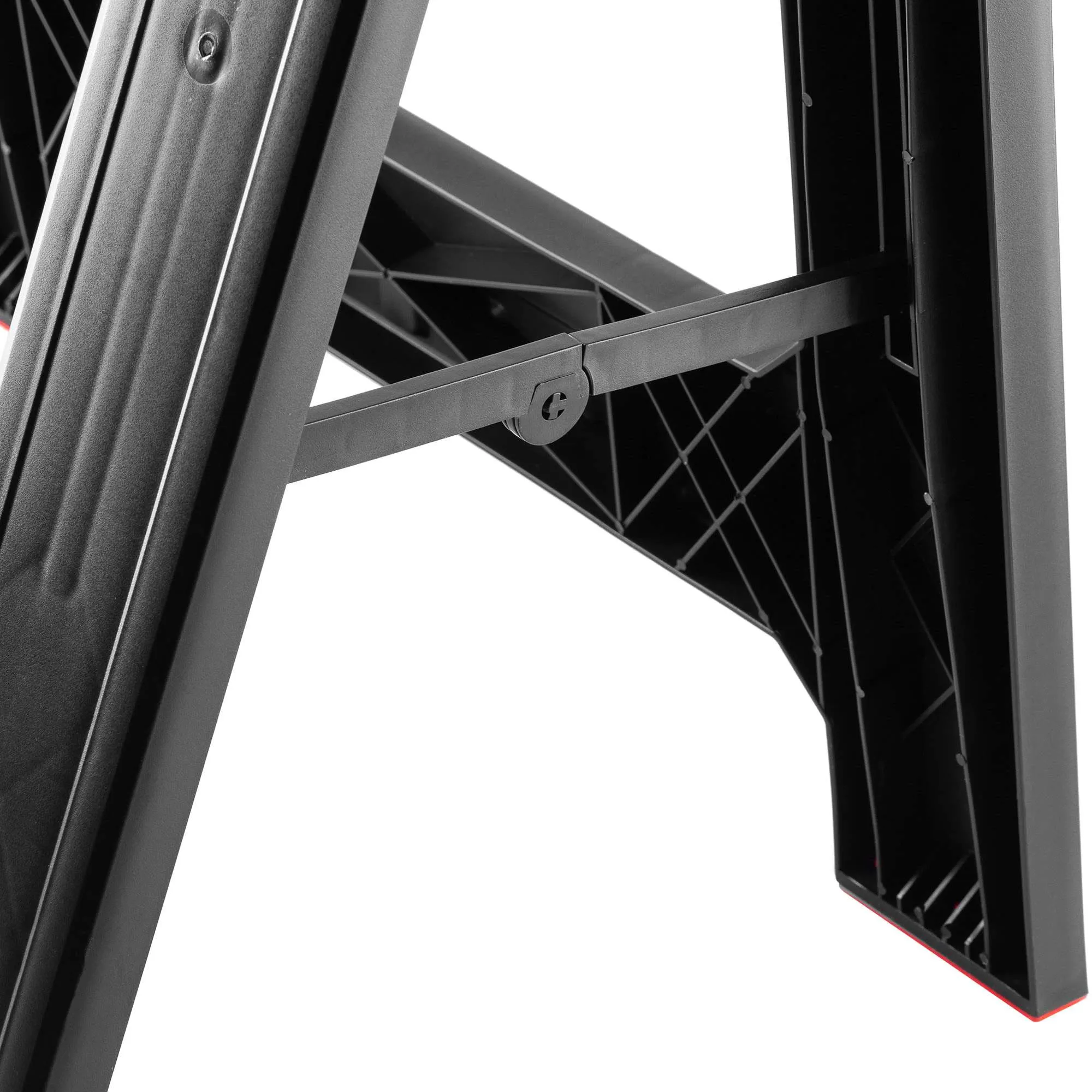 „Vervik“ dirbtuvių estakados, 77 cm, juodos ir raudonos spalvos, 2 vnt.