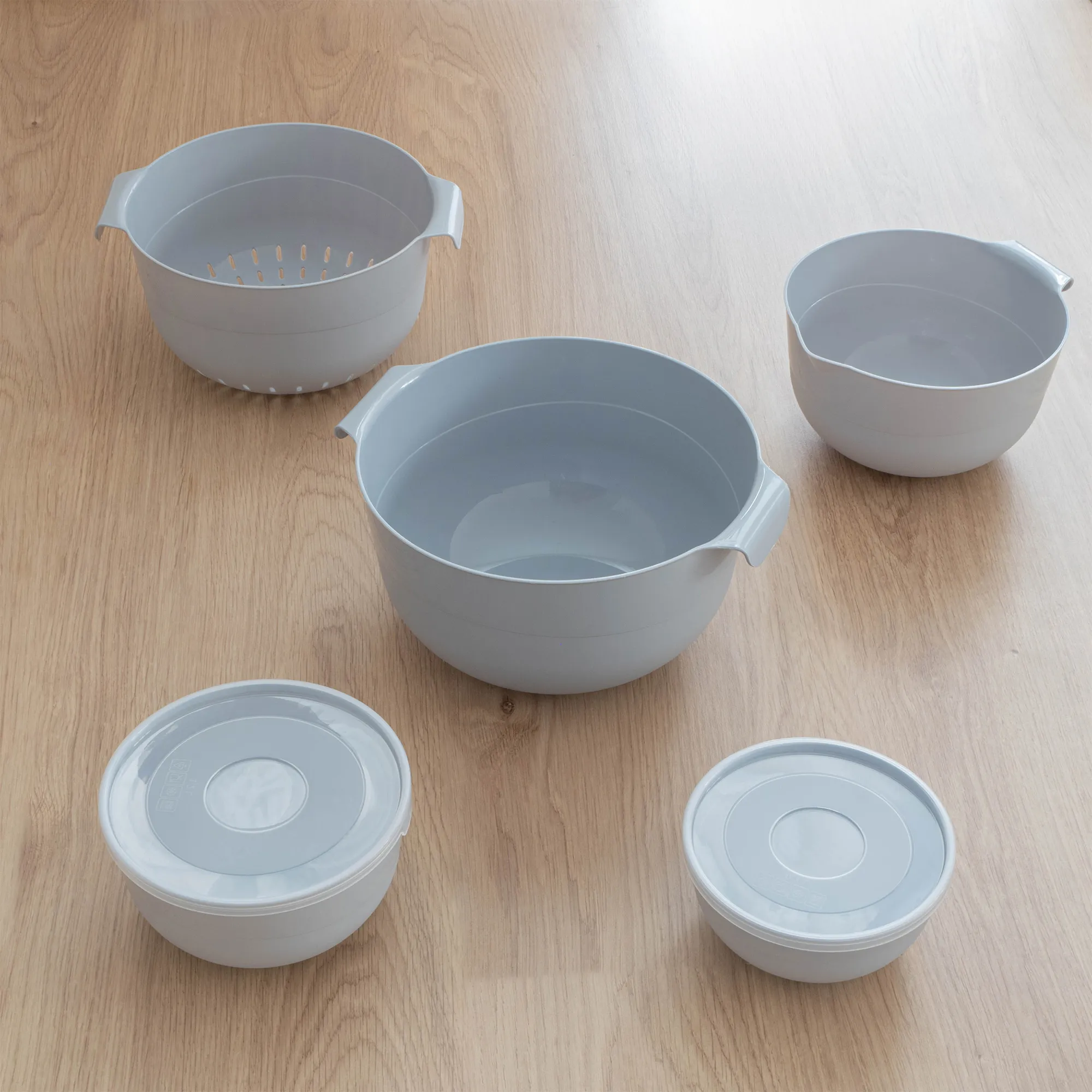 Dogato dubenėlių rinkinys, 7 dalys, šviesiai pilkas