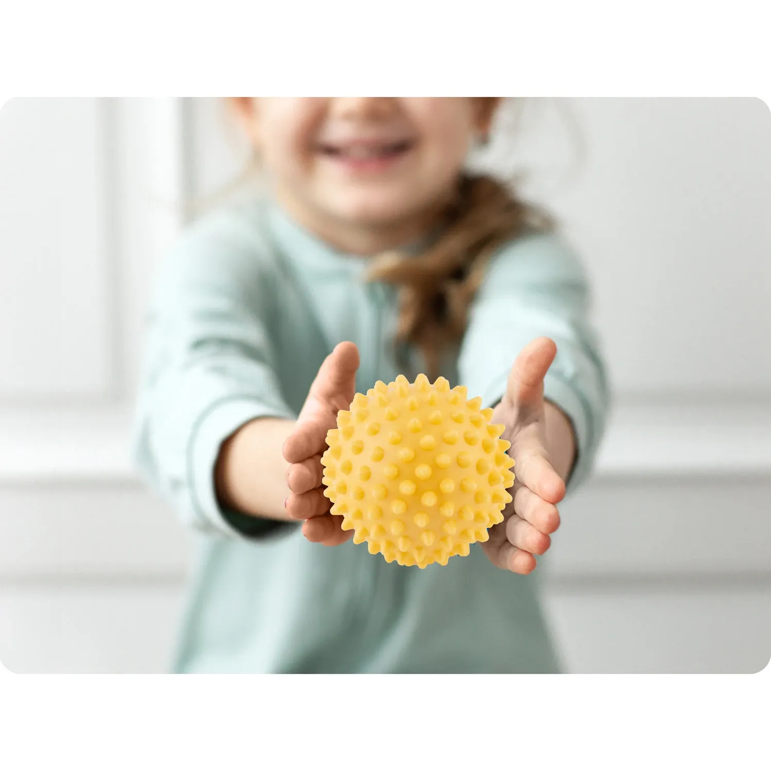 Masažo ir fitneso kamuolys 9,5 cm NS-957 geltonas - nuotrauka 1