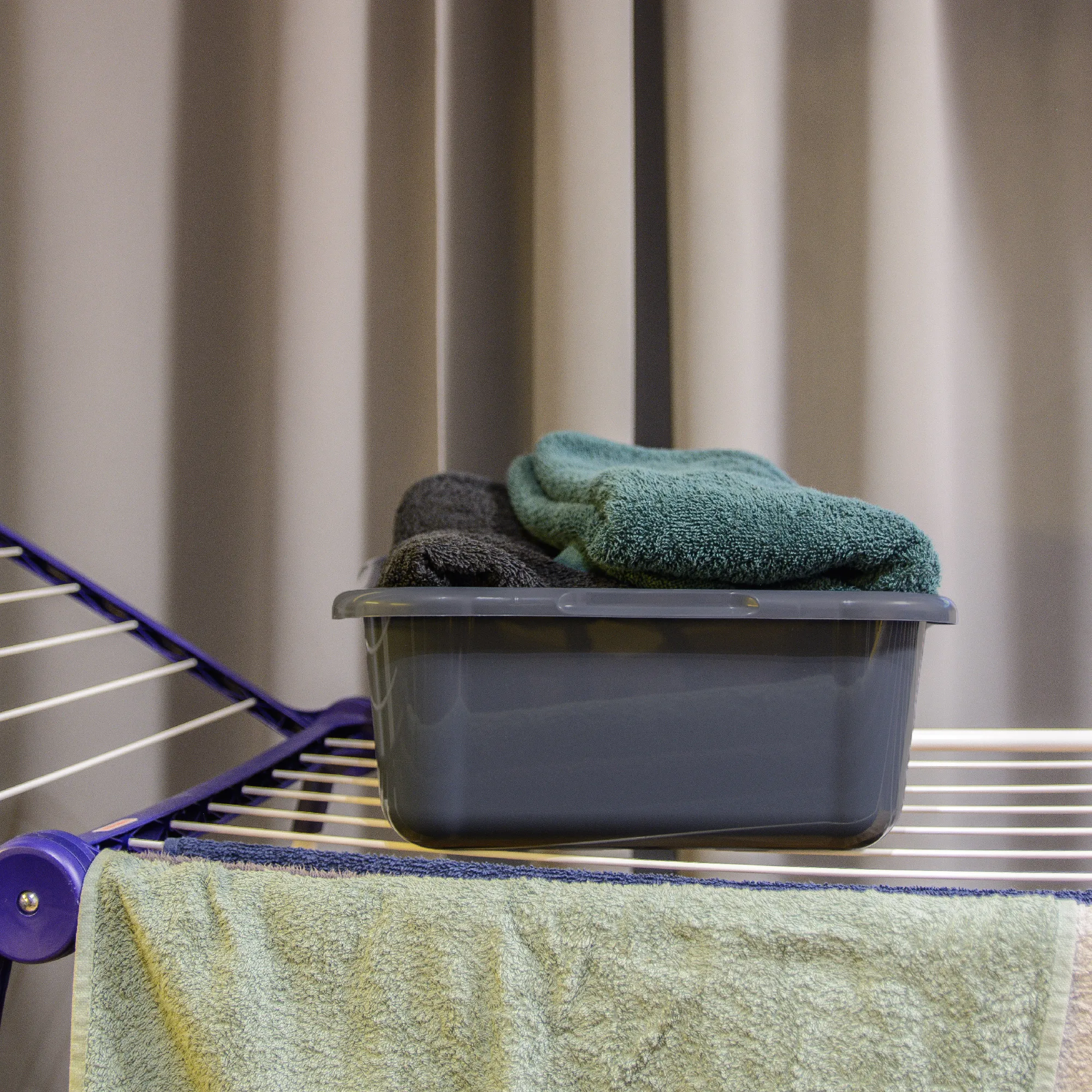 Kollo 12 l kvadratinis vonios dubuo, tamsiai pilkas