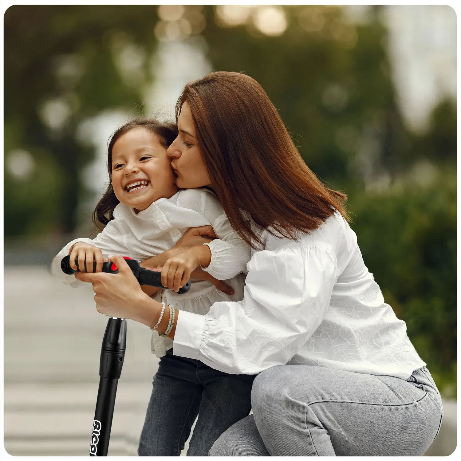 „Ricokids Piko“ triratis paspirtukas – juodas su spalvingais raštais - nuotrauka 1