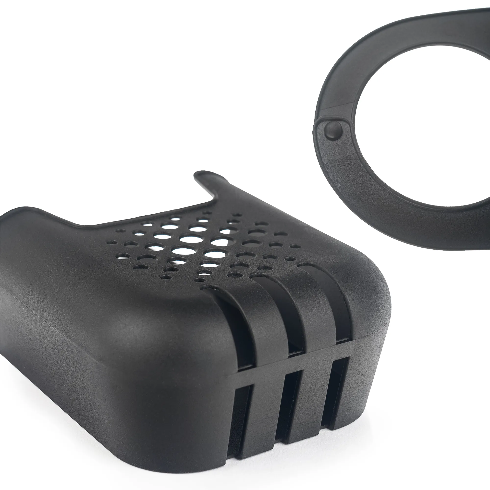 „Cascia“ pakabinamas organizatorius su kempine, juodas