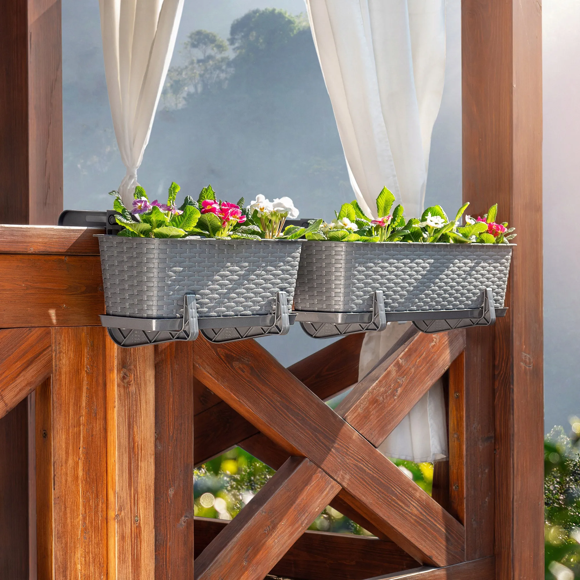 Balkono dėžė su pagrindu ir rankenomis 40 + 60 cm