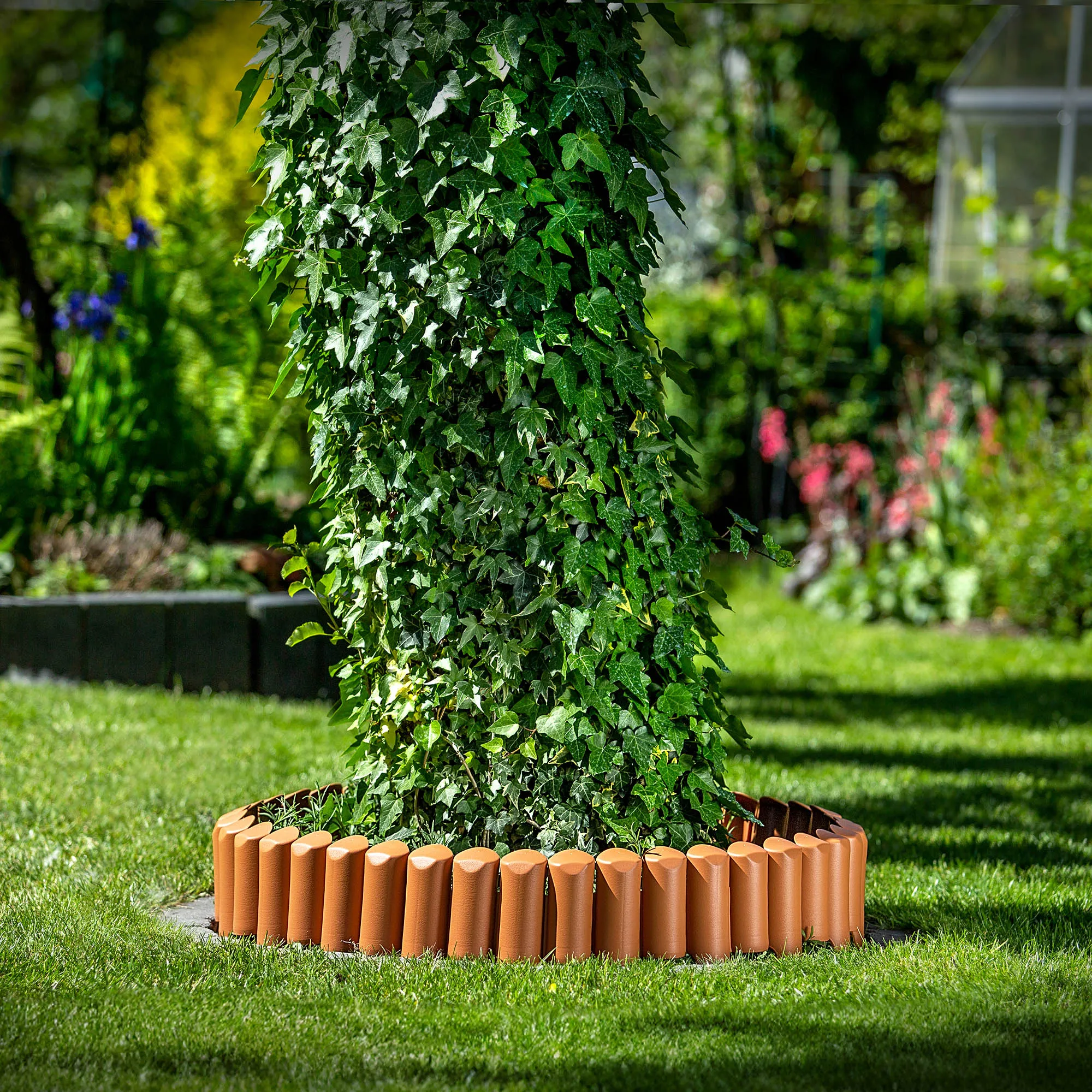 Sodo palisadas Fertilla terakotos 5m