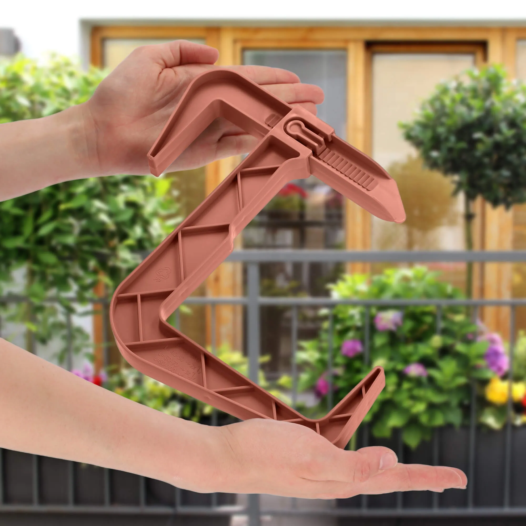 „Mosjo“ balkono vazonų laikiklis