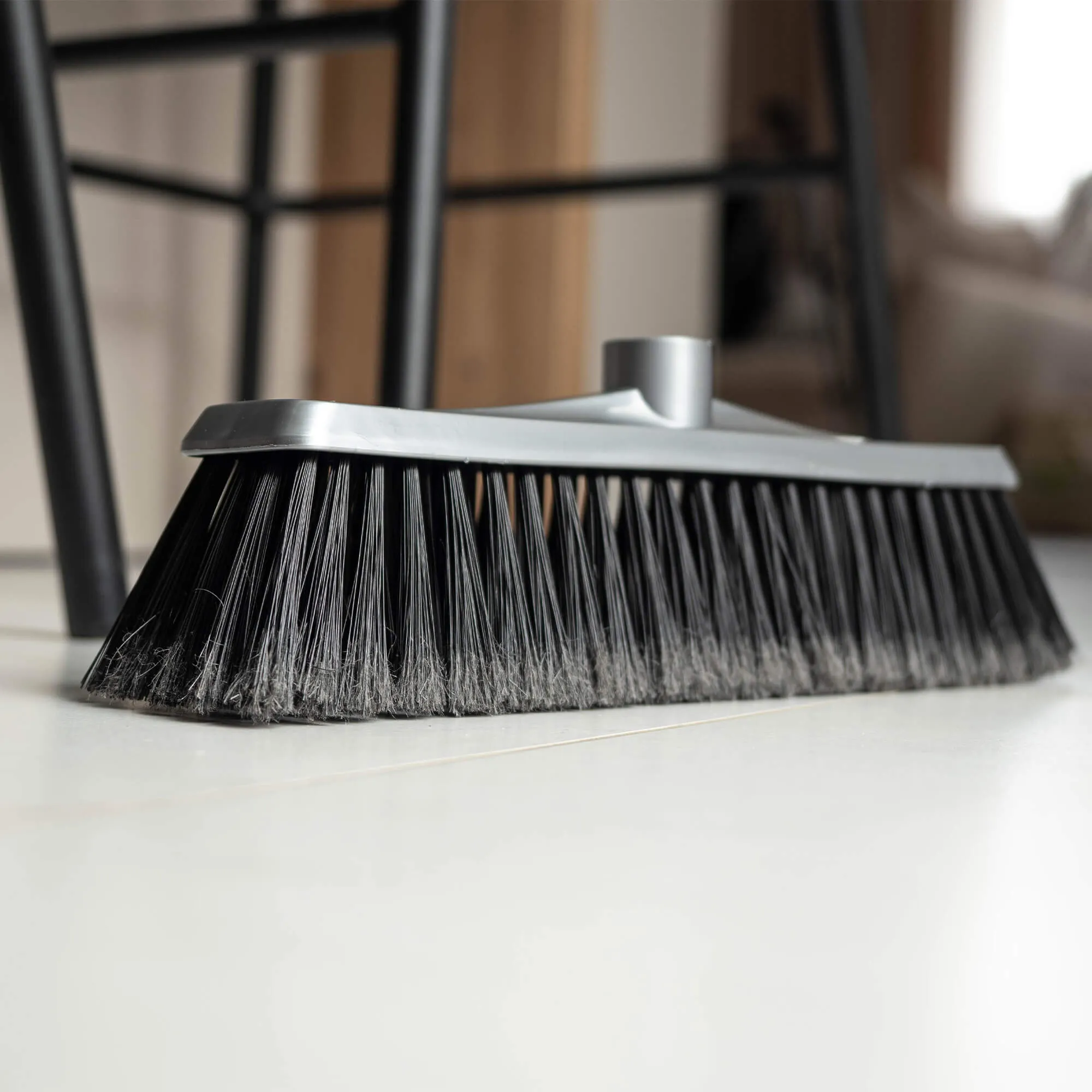 „Sunnet“ šlavimo šepetys, 32 cm, pilkas