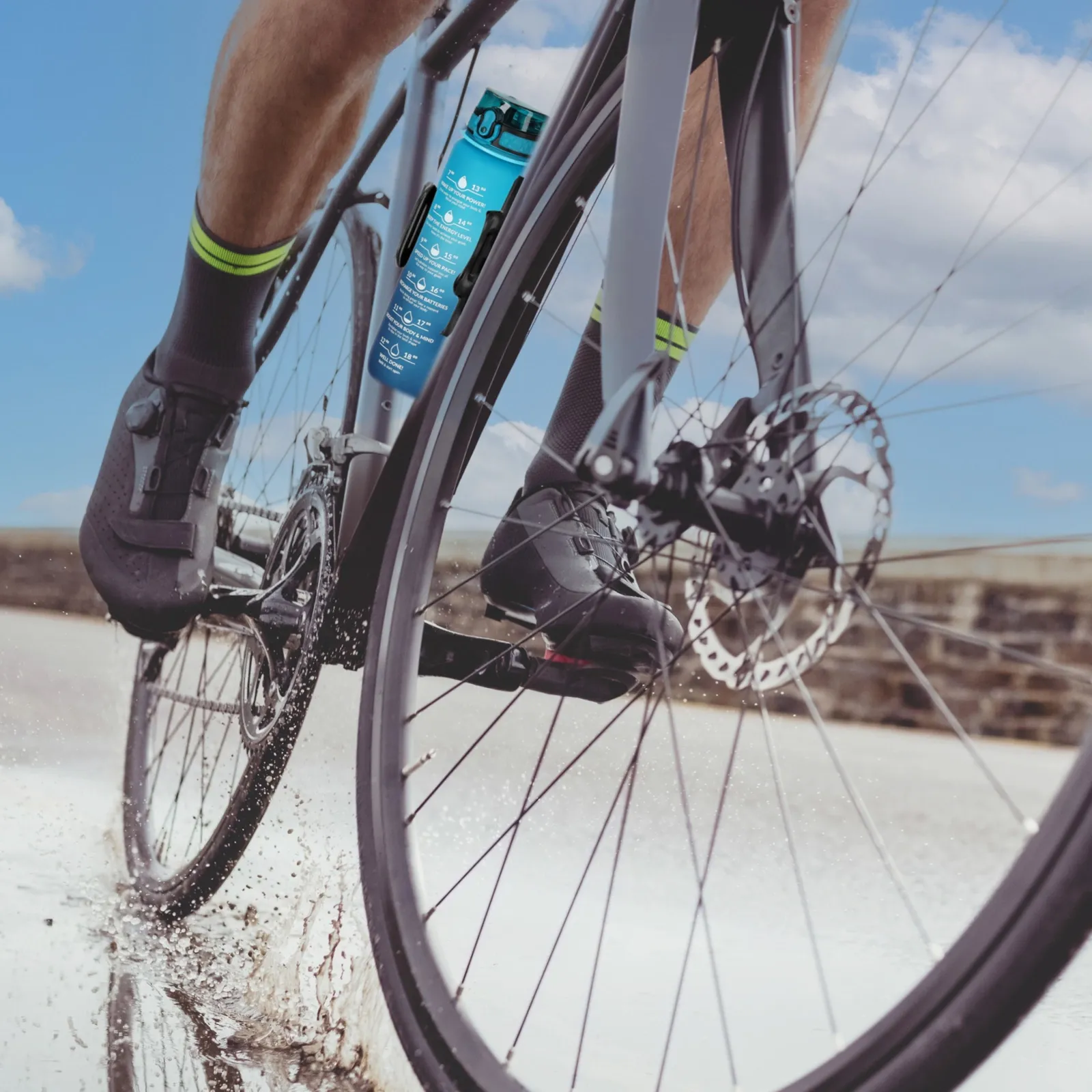 Motyvuojantis vandens buteliukas 1 l mėlynas