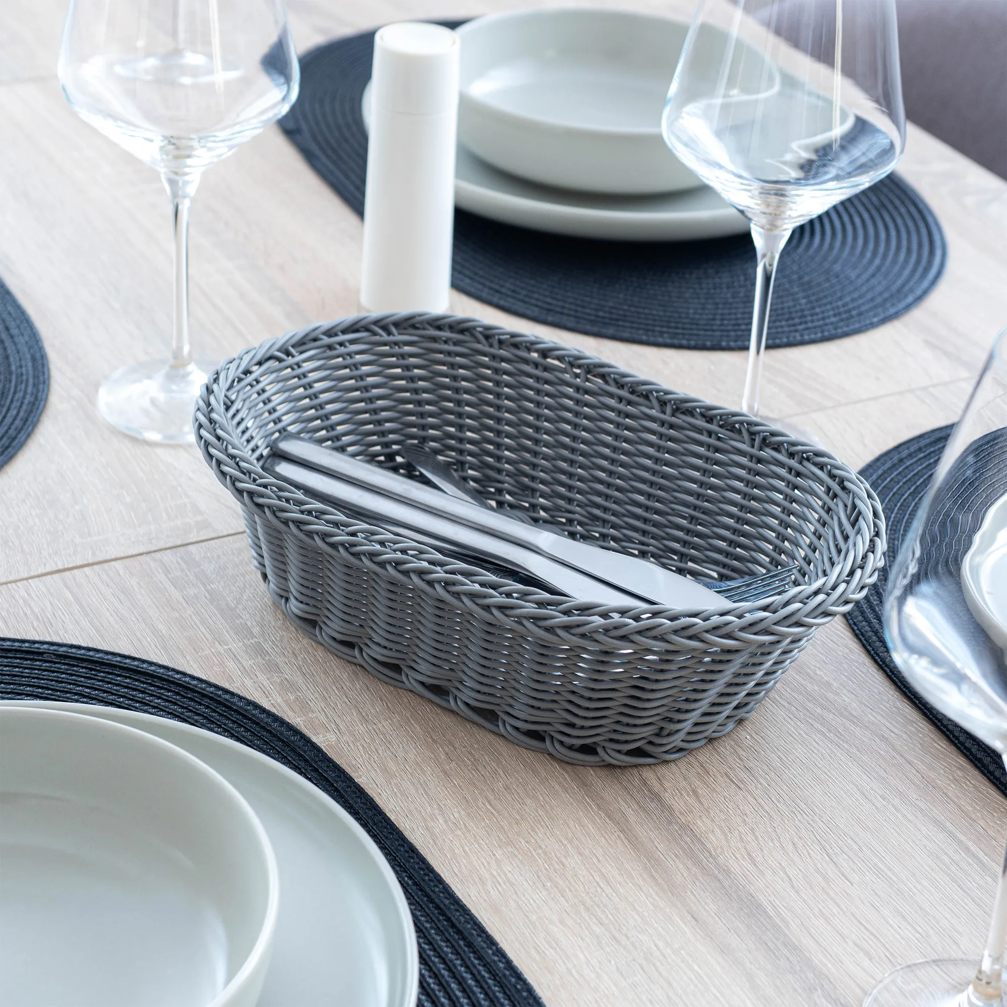 Arezzo ovalus pintas krepšelis, pilkas