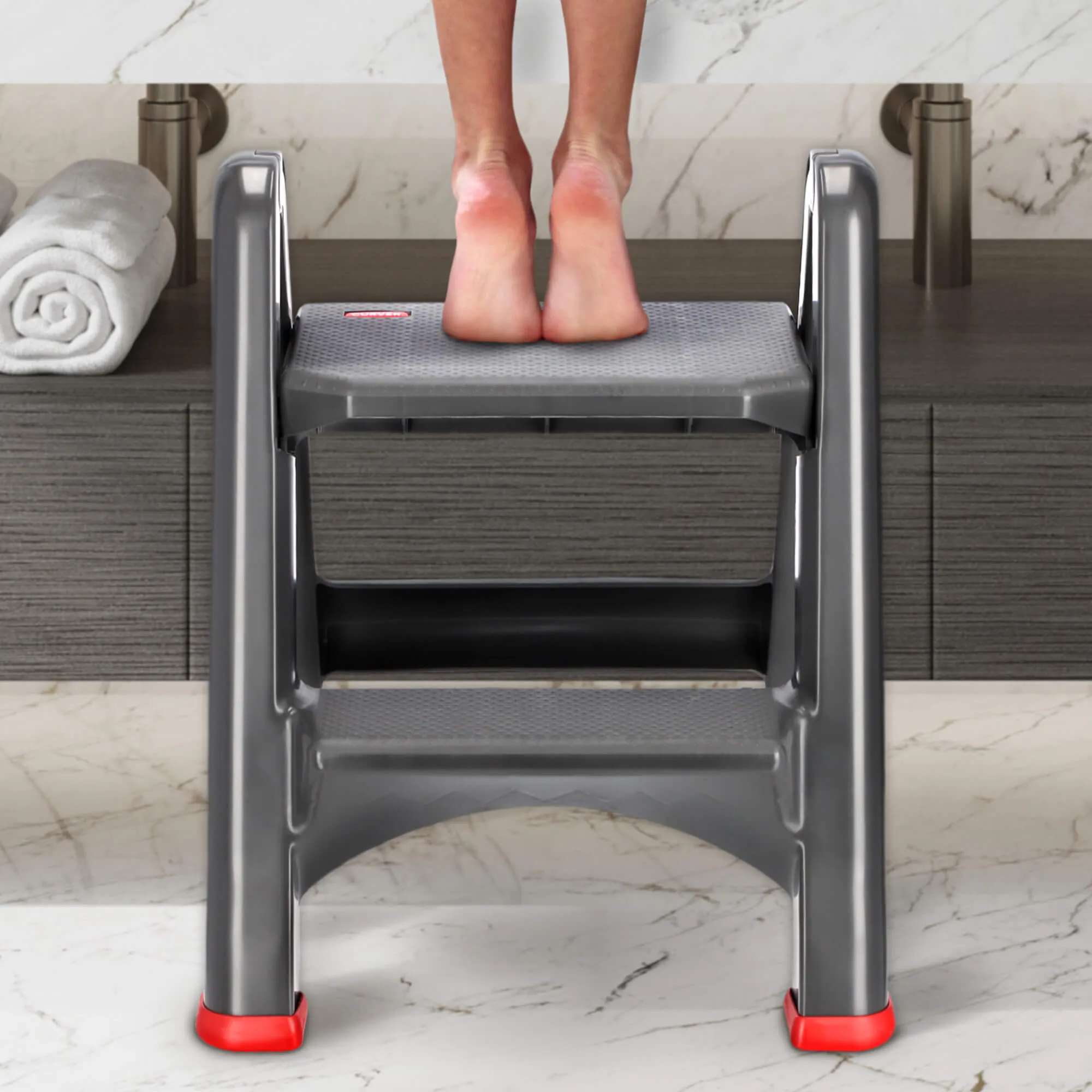 Plastikinės, sulankstomos kopėčios Curver 150 kg