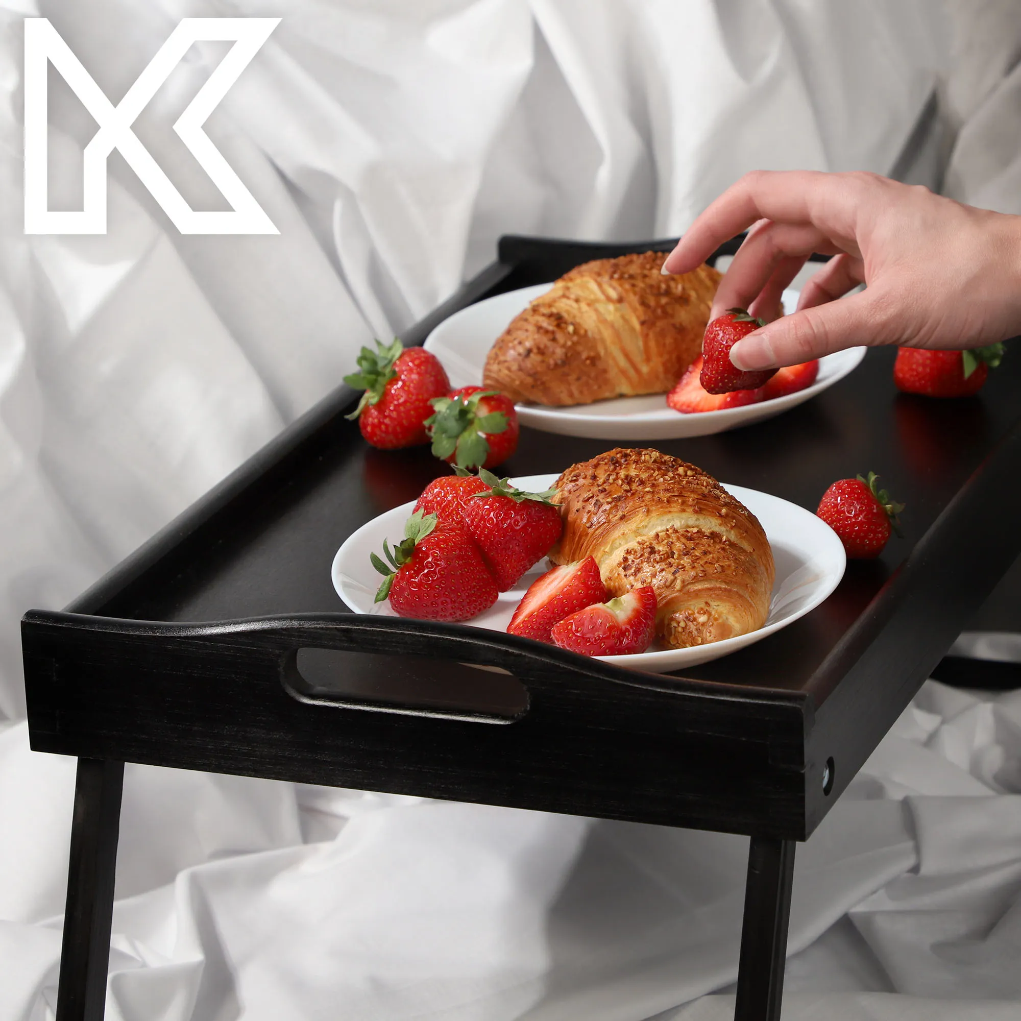 „Solia“ pusryčių stalas, nešiojamam kompiuteriui, 50 cm, juodas