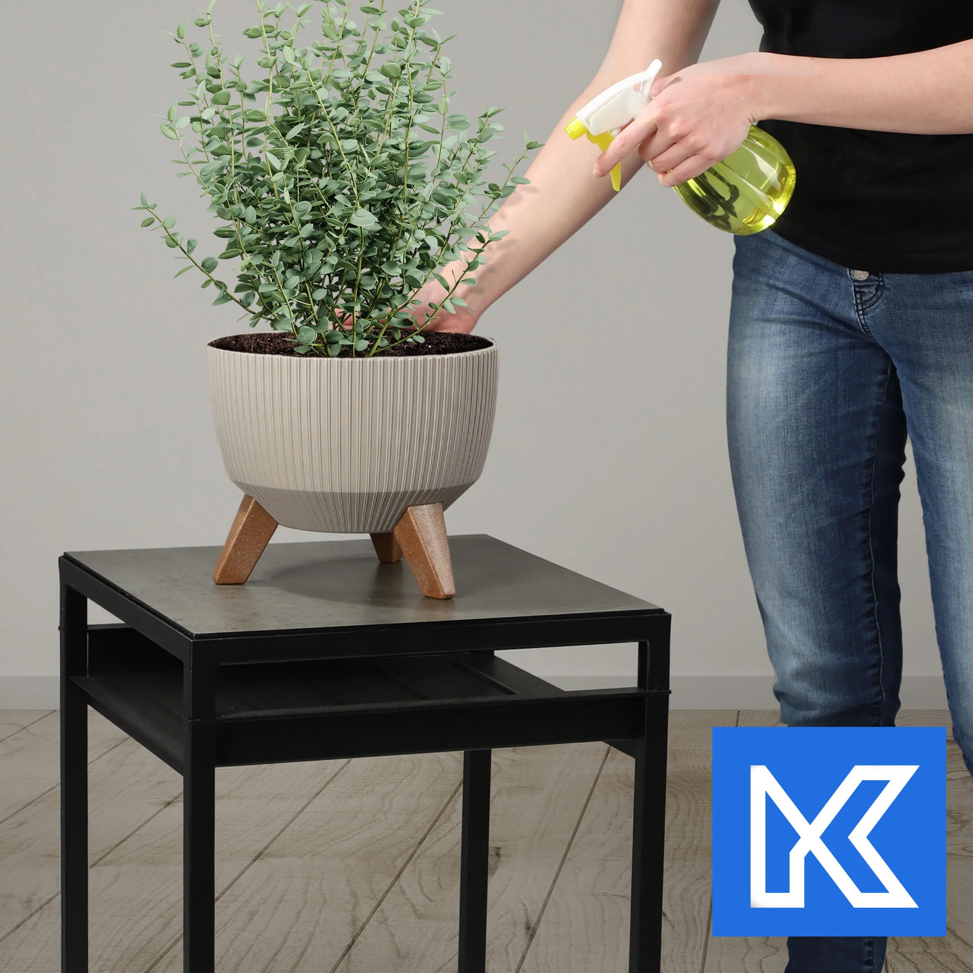 Milis gėlių dubuo su kojelėmis 29 cm