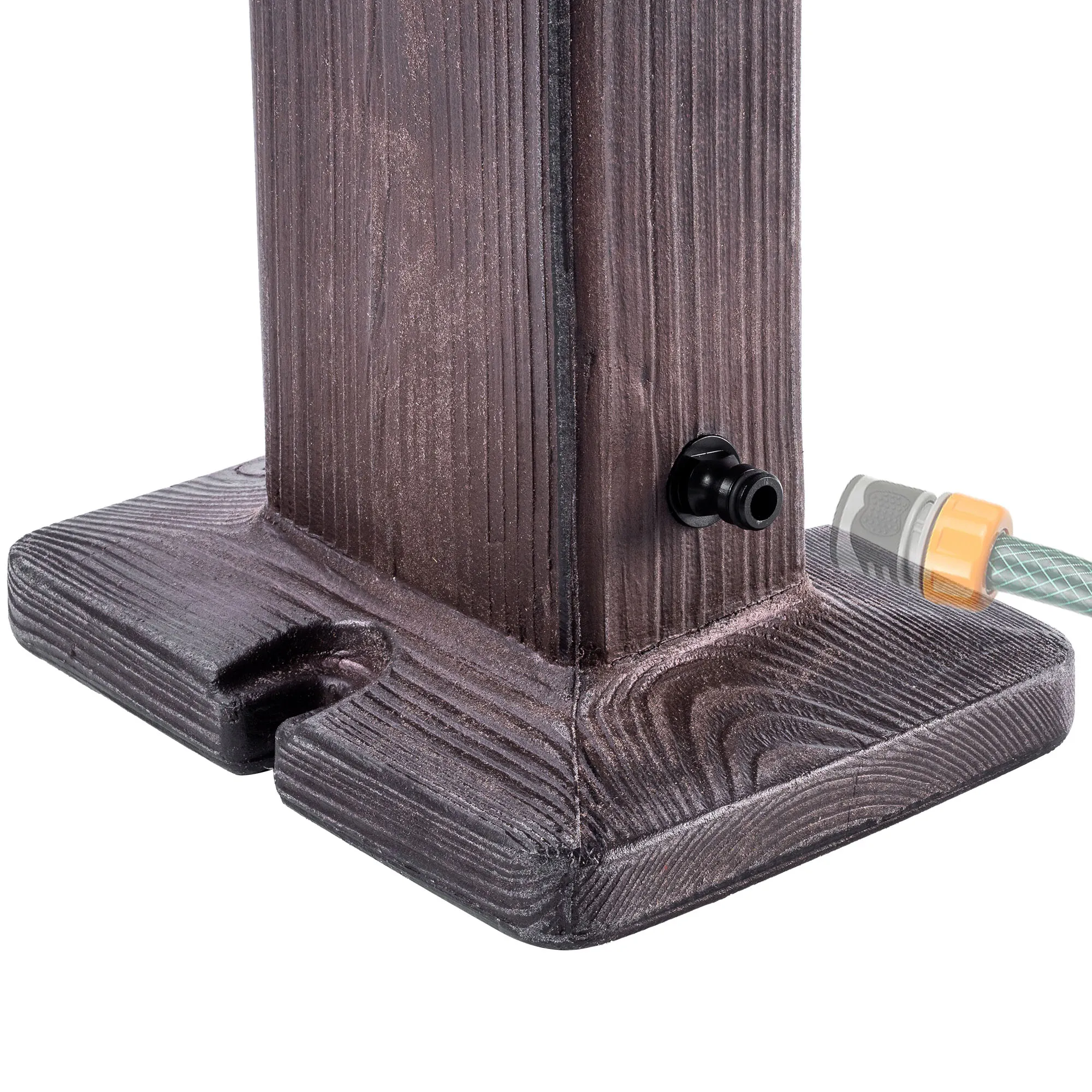 Torres rudas sodo stulpas su maišytuvu