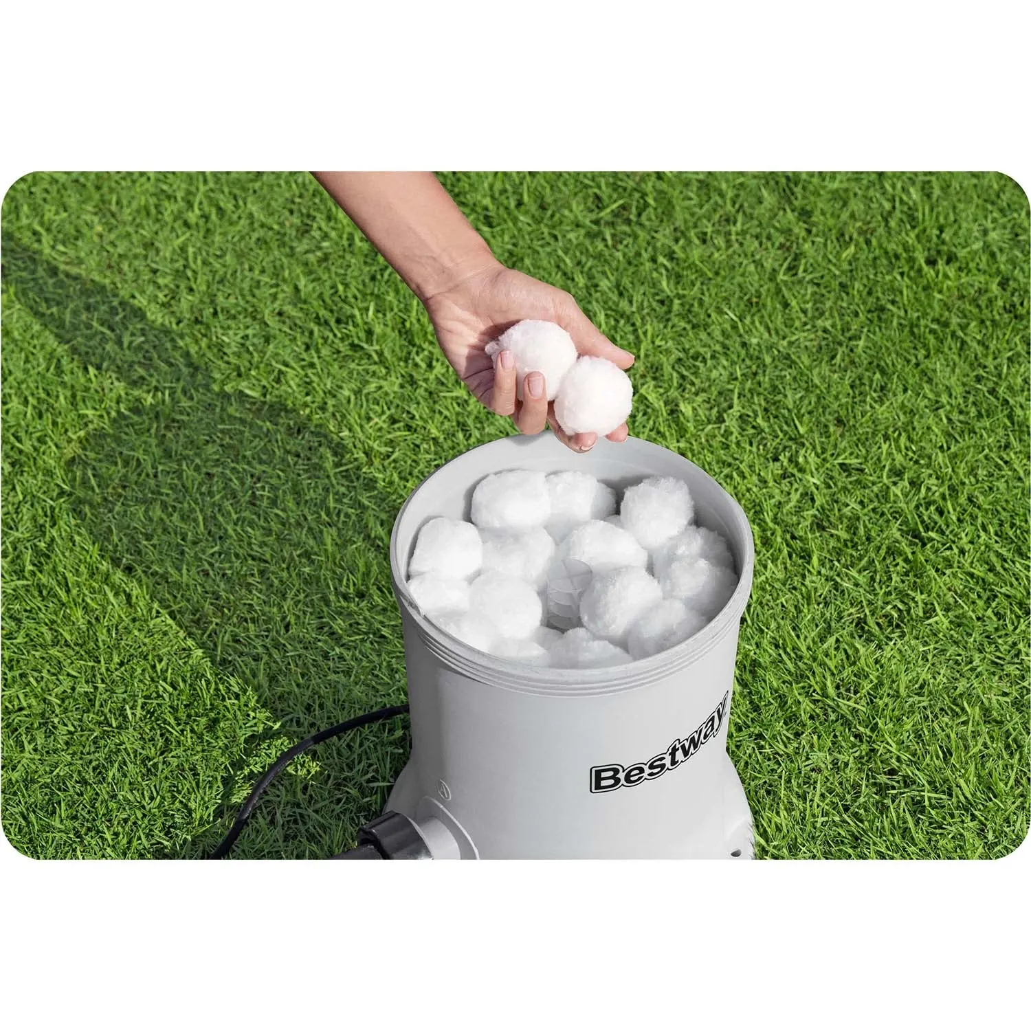 Baseino filtro pompa 5678 l/h + „Bestway“ 58870 filtro kamuoliukai - nuotrauka 1