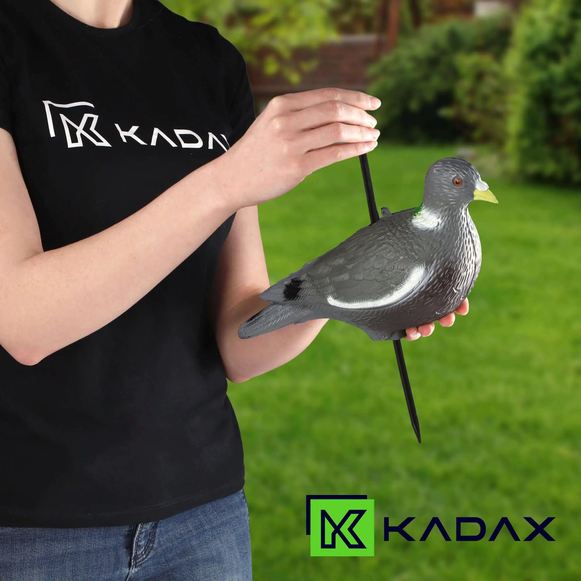 Balandžio figūrėlė su smeigtuku 16 x 32 cm