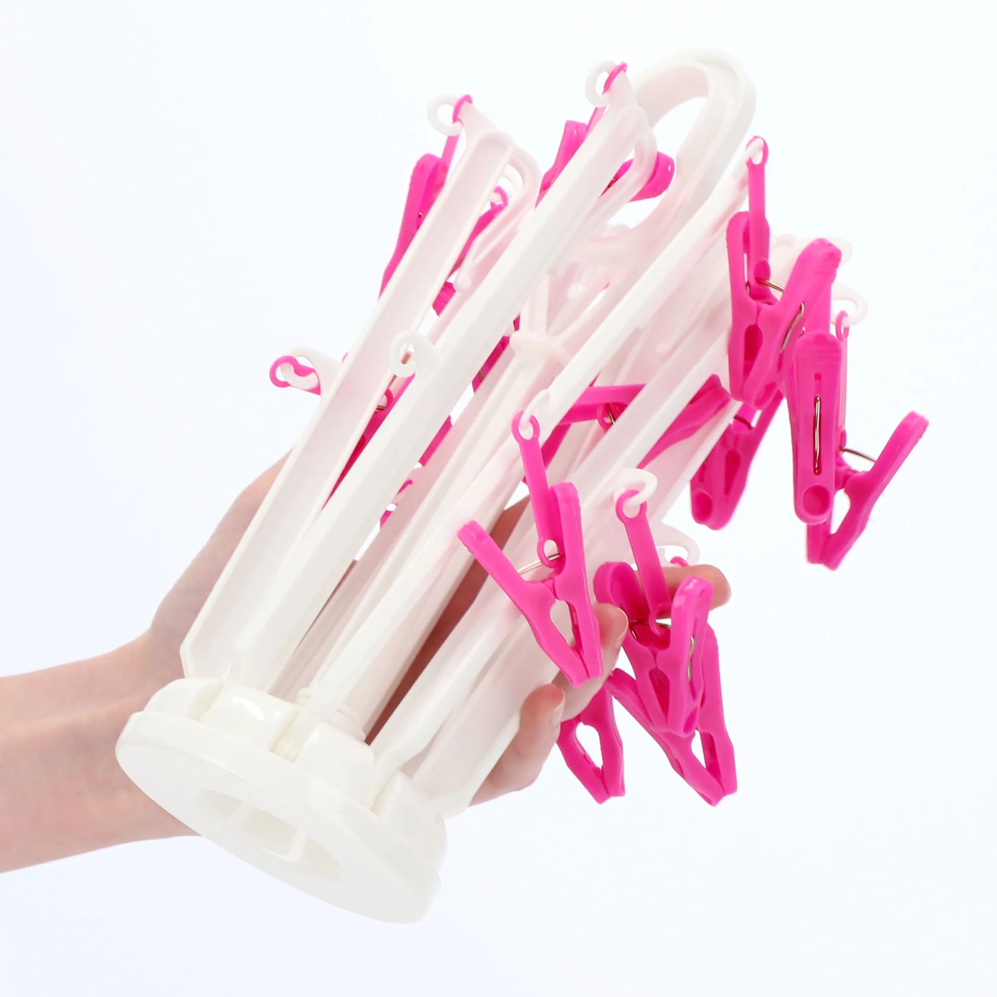 Ravi drabužių pakaba su kabliukais, mišrių spalvų