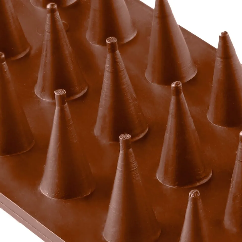 Tosta plastikiniai spygliai nuo paukščių, 50 cm, rudi, 1 vnt.