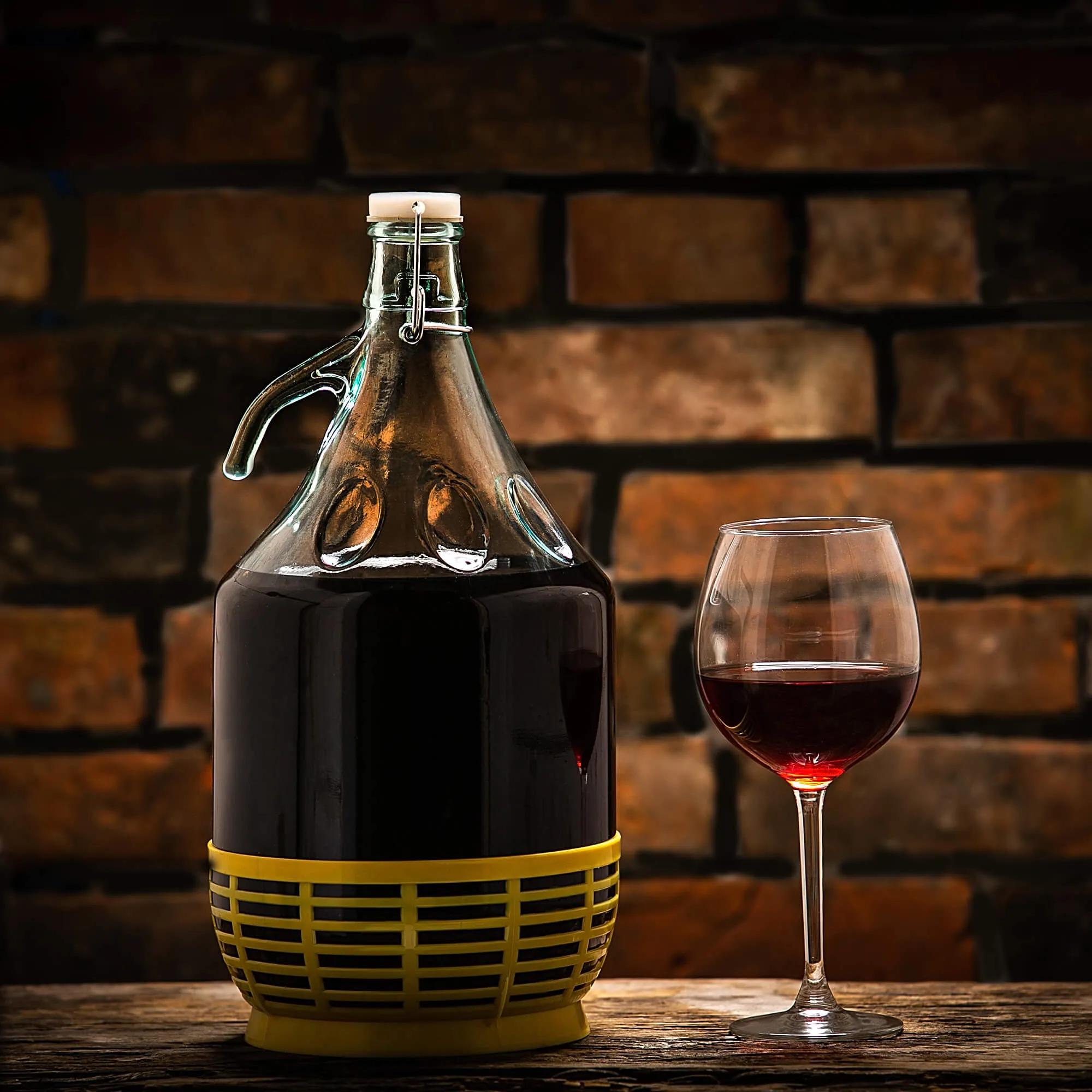 Vyno buteliai su mechaniniu kamščiu 5L 3 vnt.