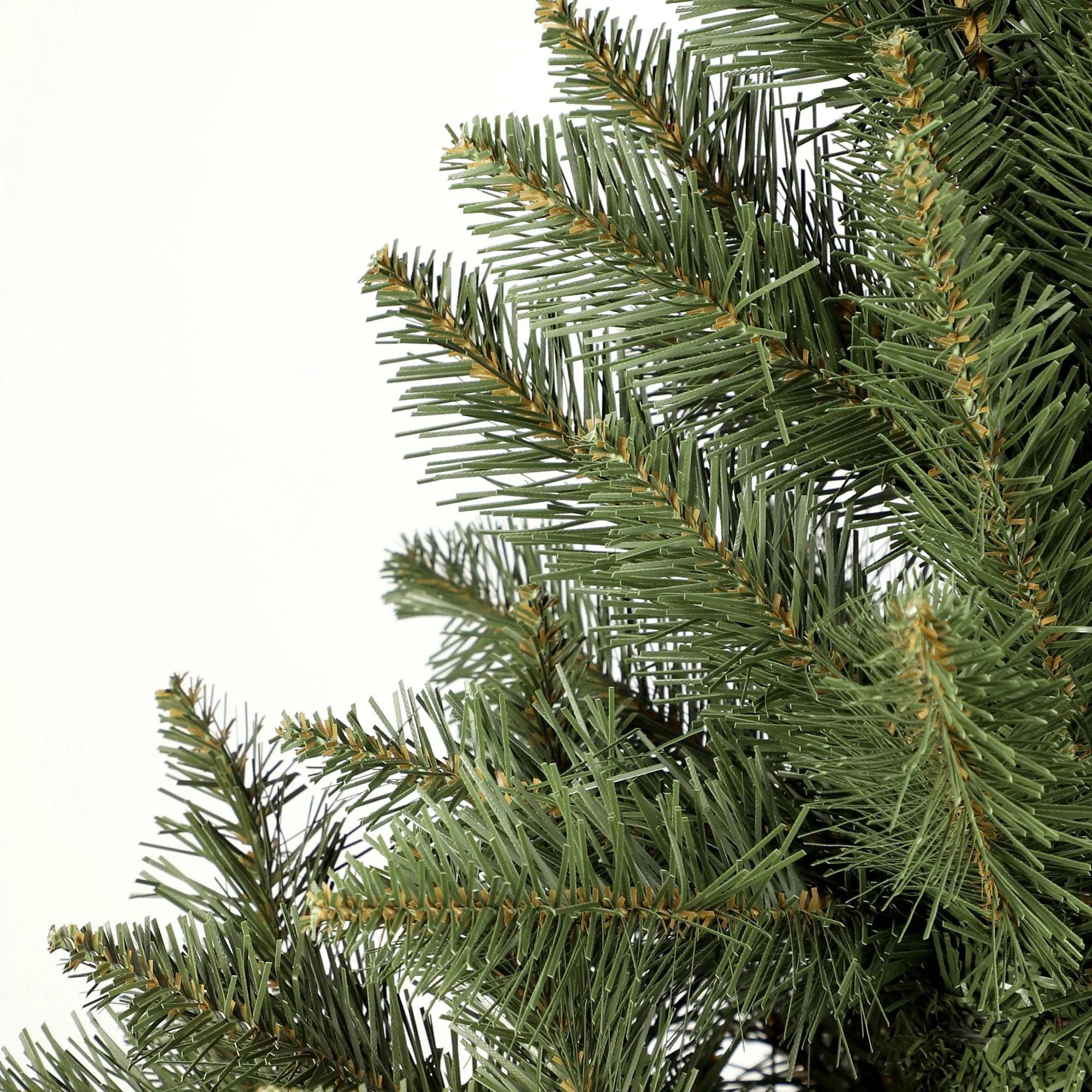 Dirbtinė Kalėdų eglutė Mireval ant kamieno 180 cm