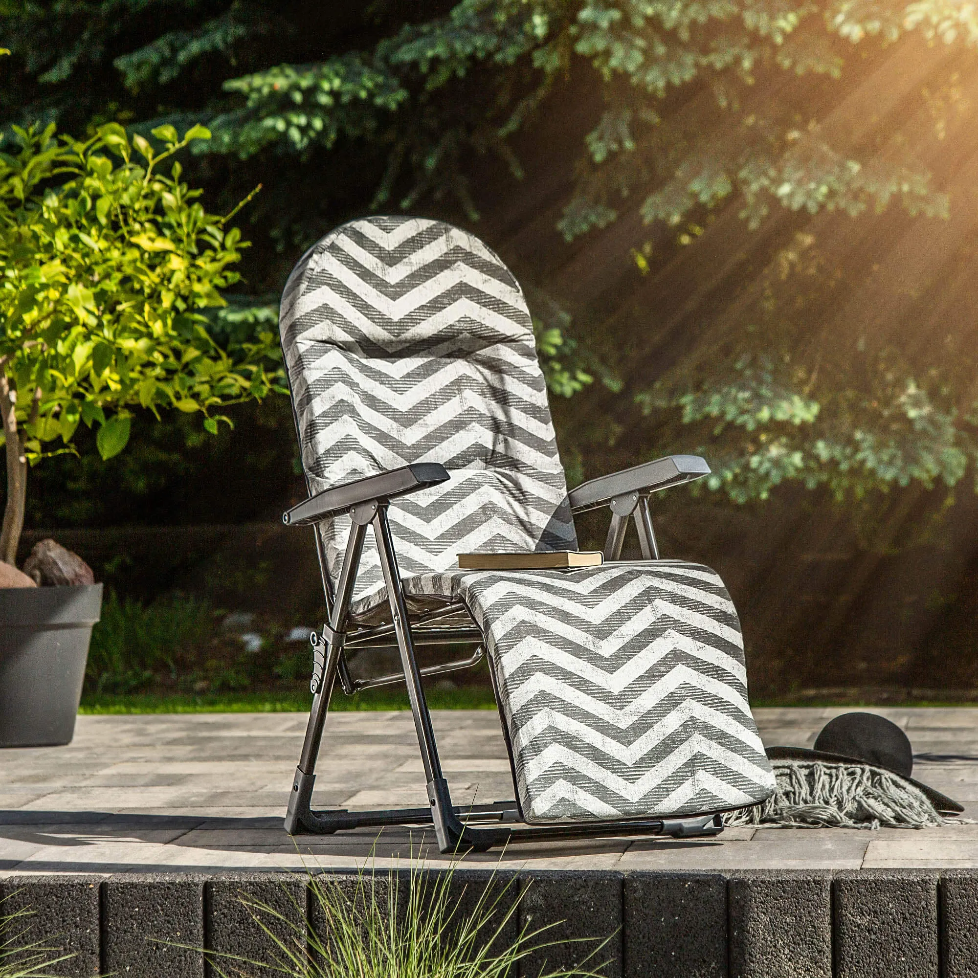 „Soller Plus“ sodo gultas 150 x 68 cm „Zigzag“