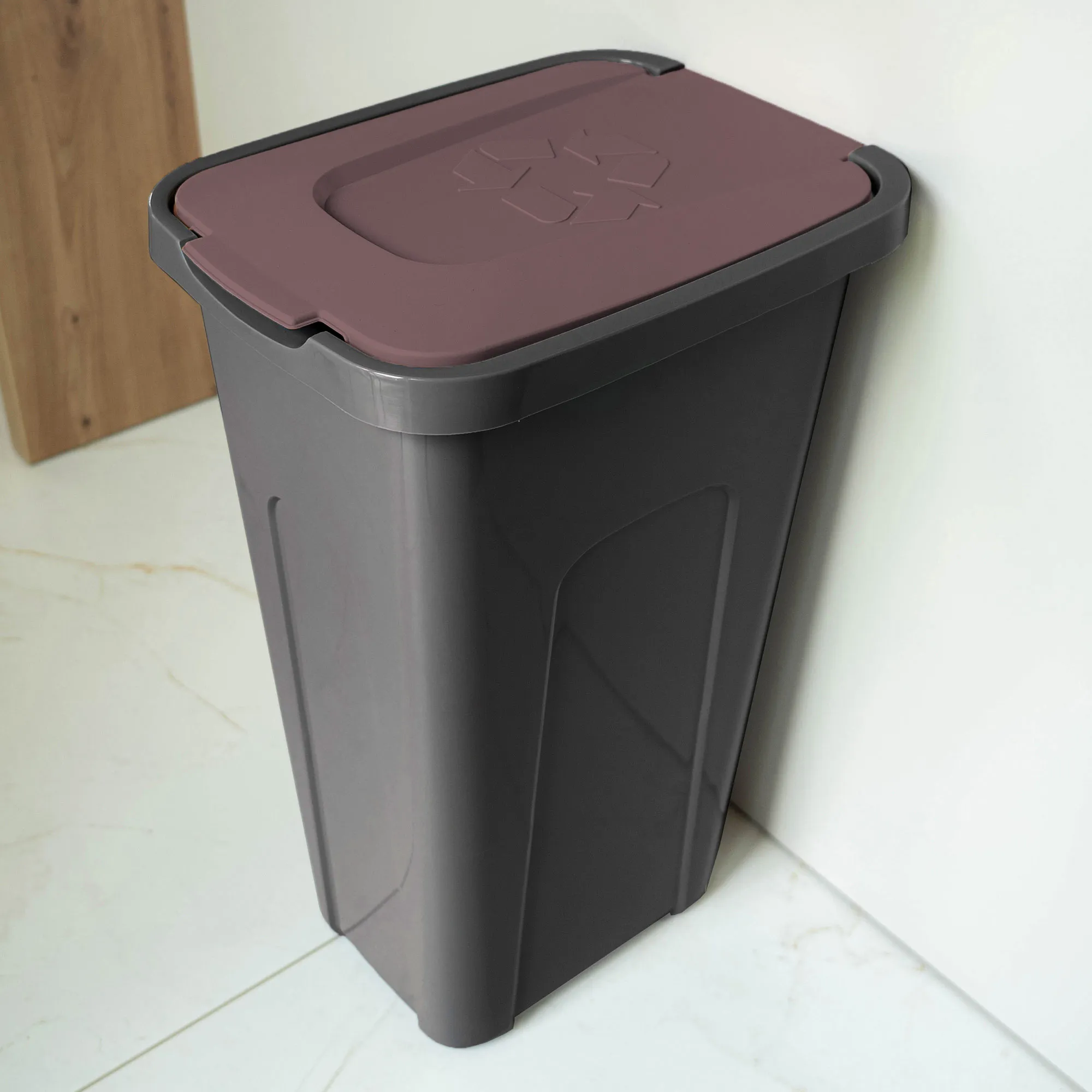 „Entrago“ 30 litrų šiukšliadėžė, juodos ir rudos spalvos