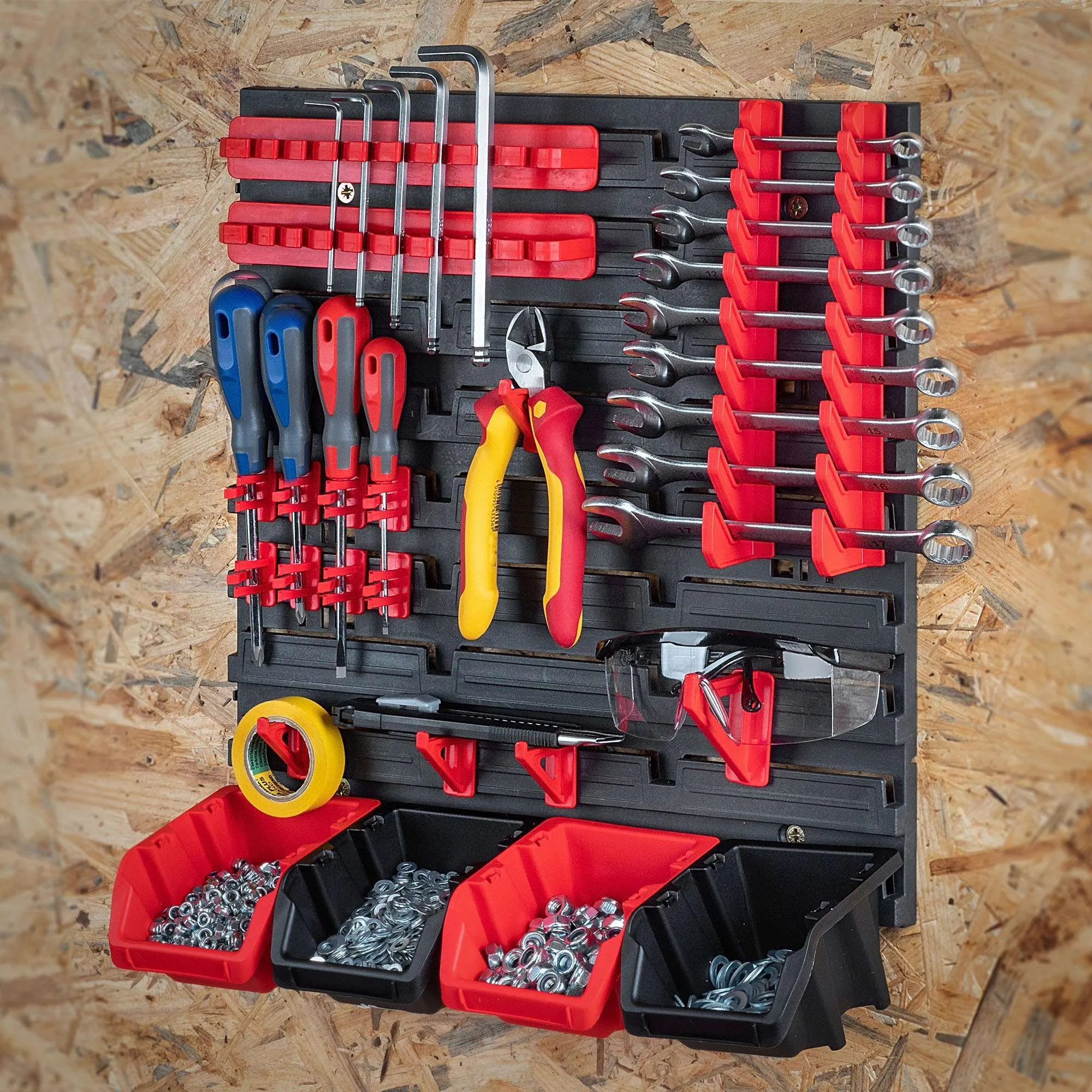 Tubize perforuota lenta 78x39cm juoda