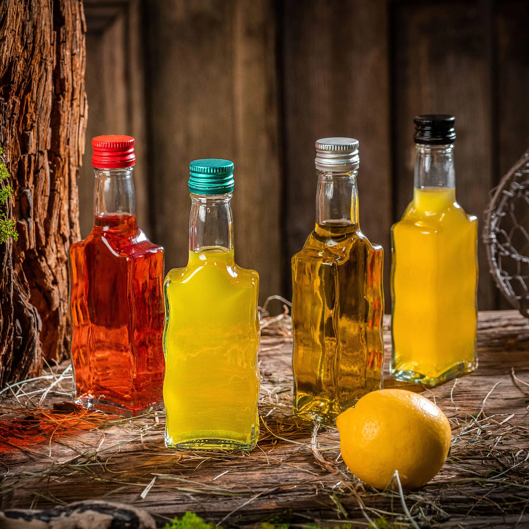 Fala stiklinis tinktūros buteliukas 200 ml su ilgu juodu dangteliu 50 vnt.