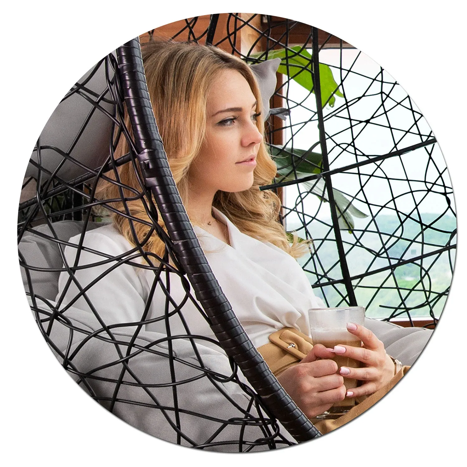 Brava juoda pakabinama sodo kėdė + pilkos Sofotel pagalvėlės - nuotrauka 1