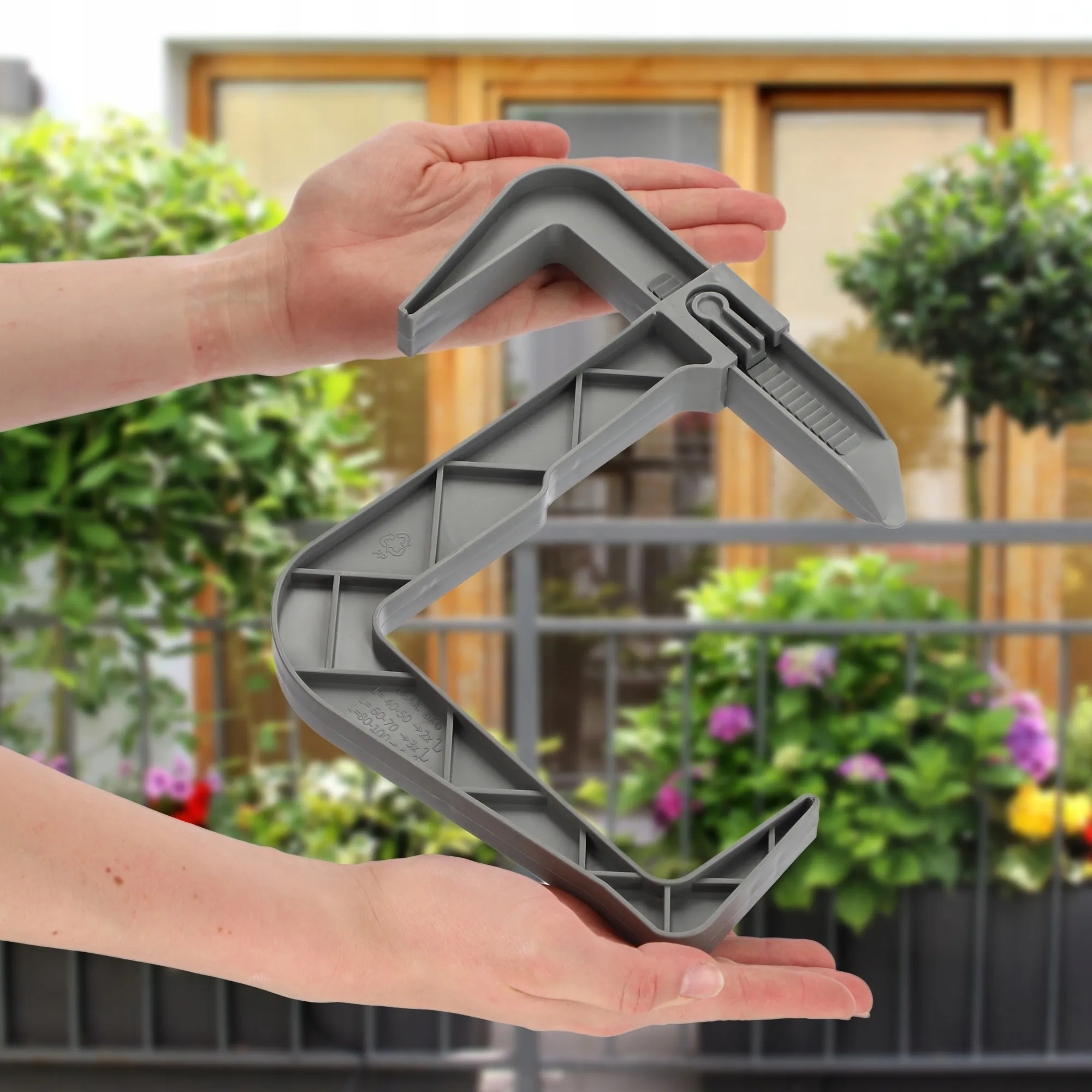 „Mosjo“ balkono vazono laikiklis