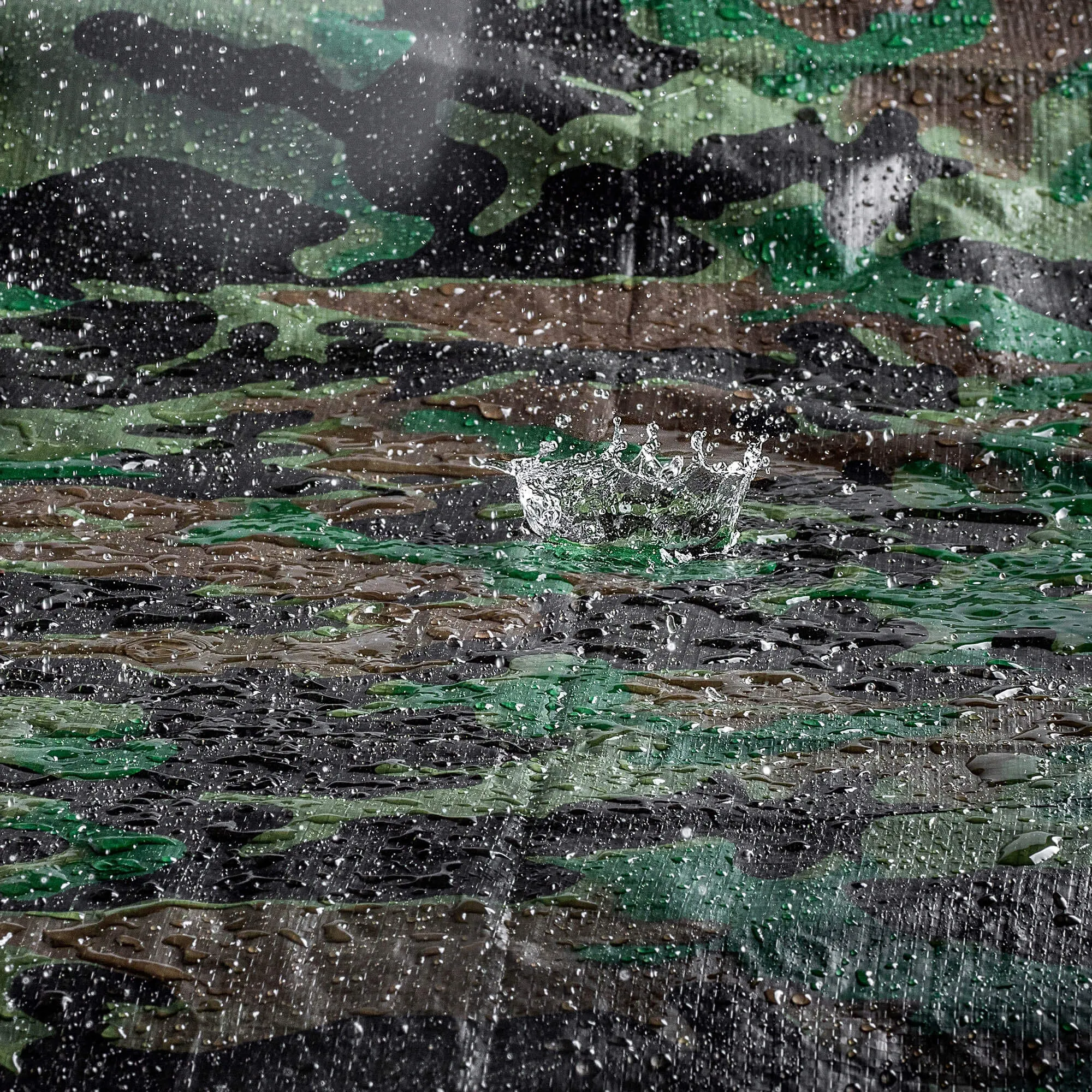 Welden kamufliažinis tentas 5 x 8 m