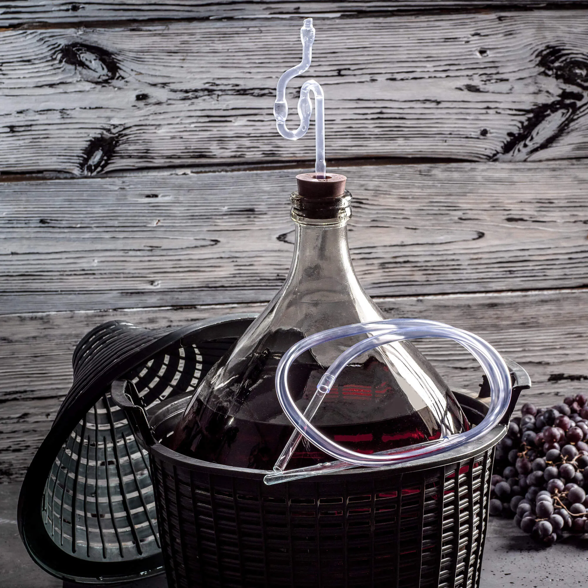 Vyno rinkinys 20 l butelis + kamštis nr. 3 + plastikinis vamzdelis