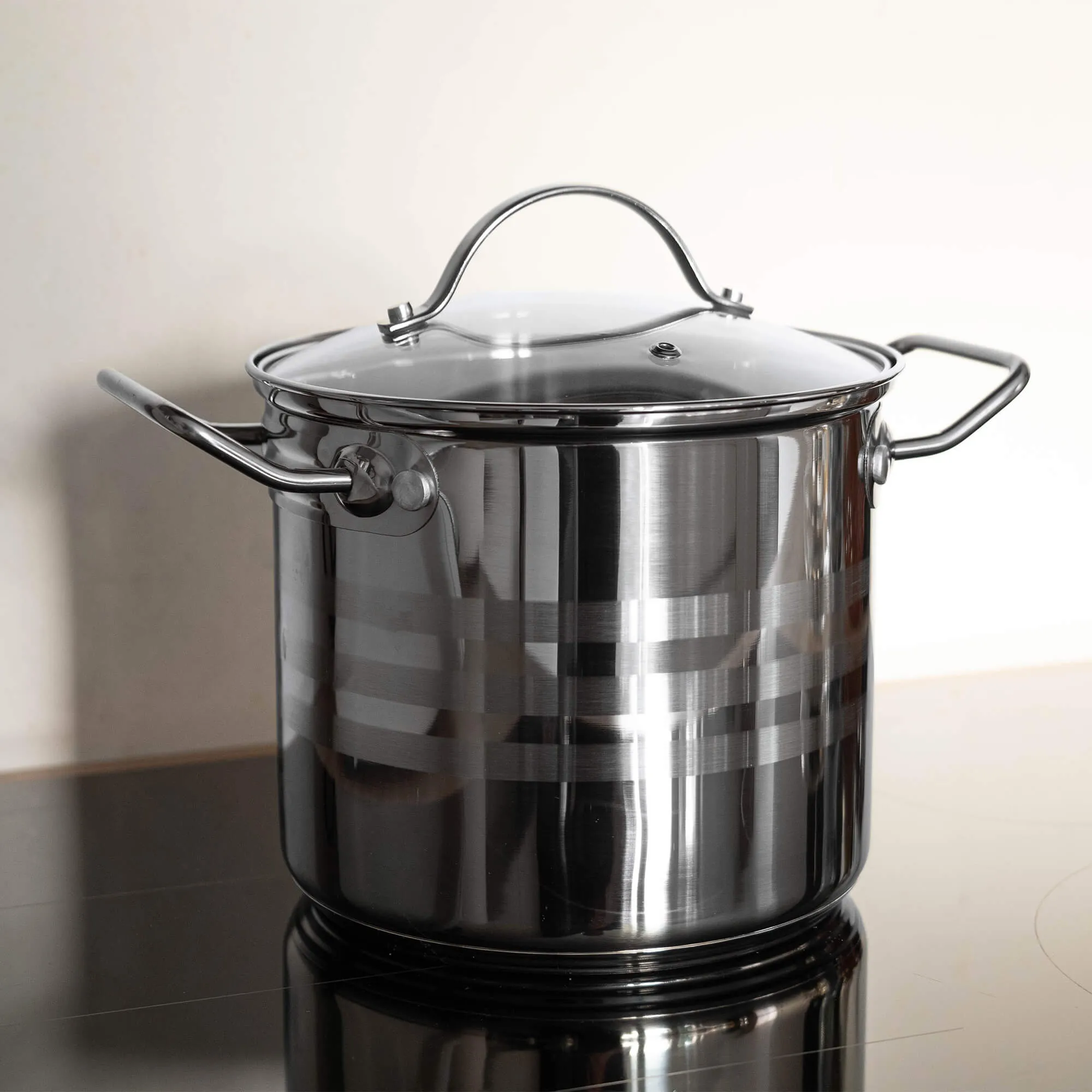 Sveg plieninis puodas su dangčiu 3,7 l