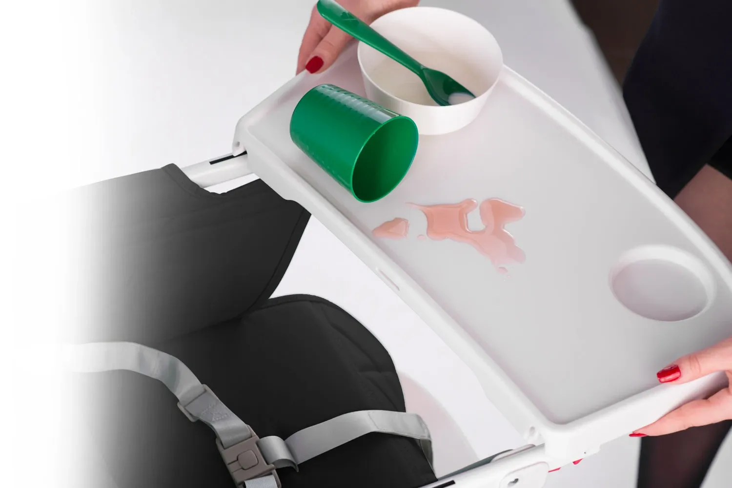 Nuco maitinimo kėdutė, juoda - nuotrauka 1