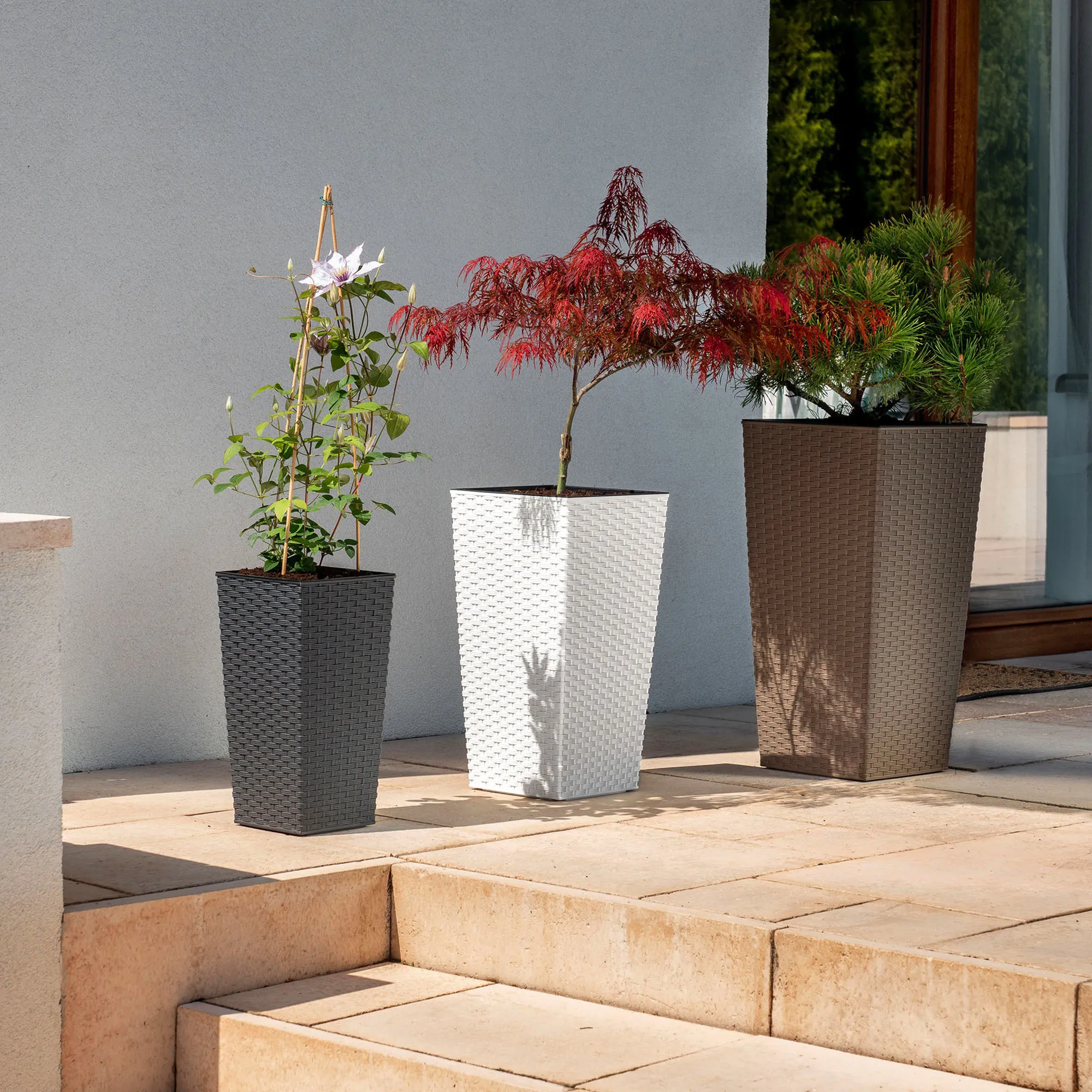 Pesaro rotango gėlių vazonai su įdėklu 19 cm + 25 cm + 30 cm