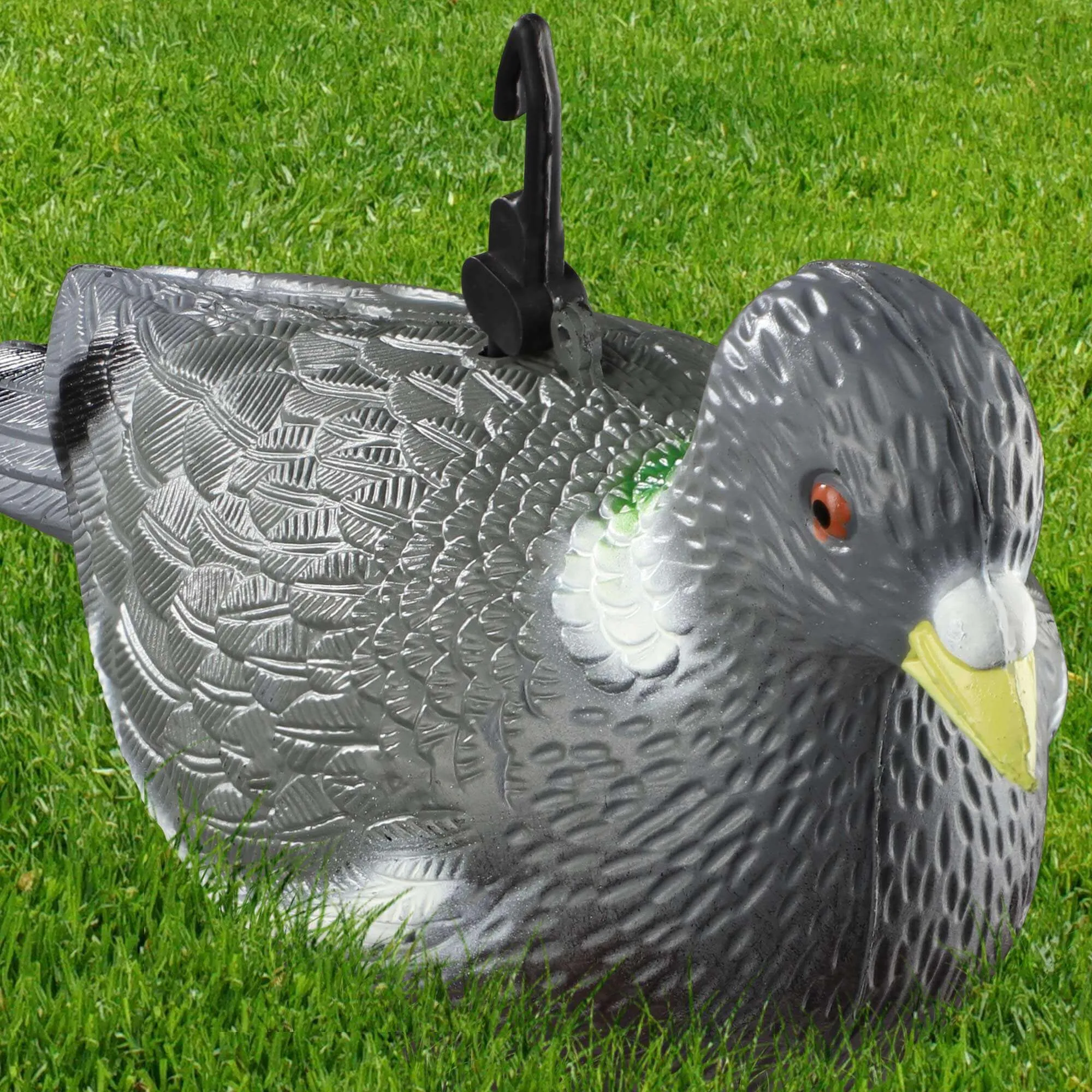 Balandžio figūrėlė su smeigtuku 16 x 32 cm