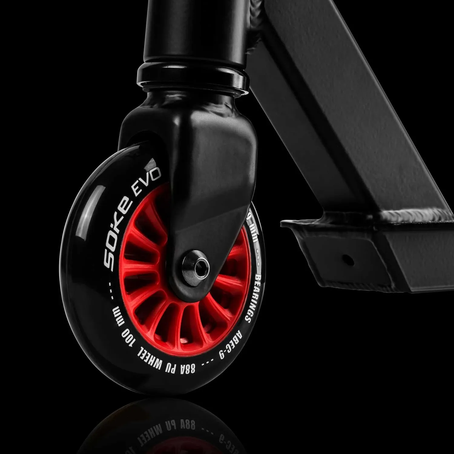 SOKE EVO raudonas paspirtukas - nuotrauka 1