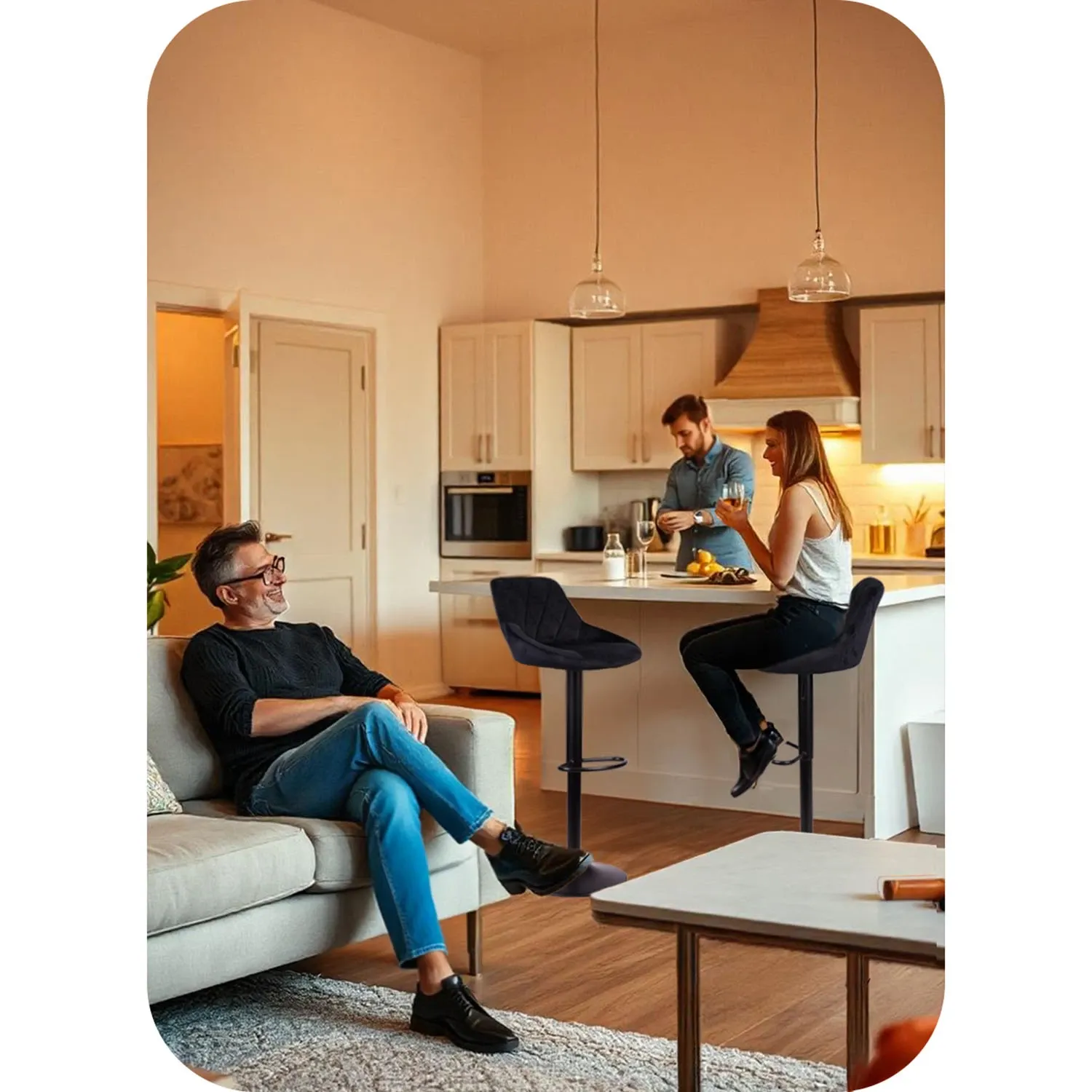 Nerra Sofatel juoda baro kėdė su atlošu ir juodu pagrindu - nuotrauka 1