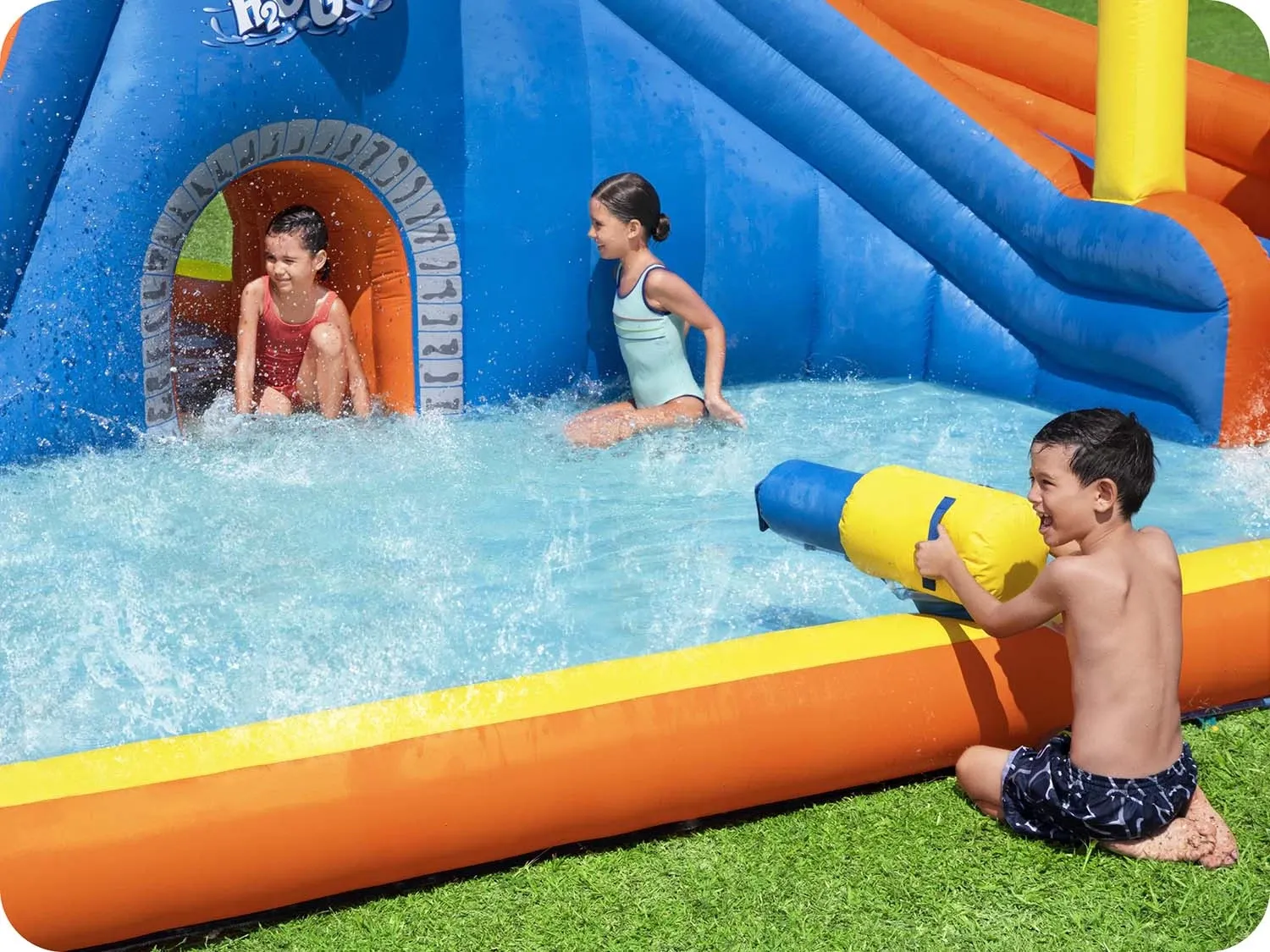 Pripučiama žaidimų aikštelė „Mega Park“, 551 x 502 x 265 cm, „Bestway 53377“. - nuotrauka 1