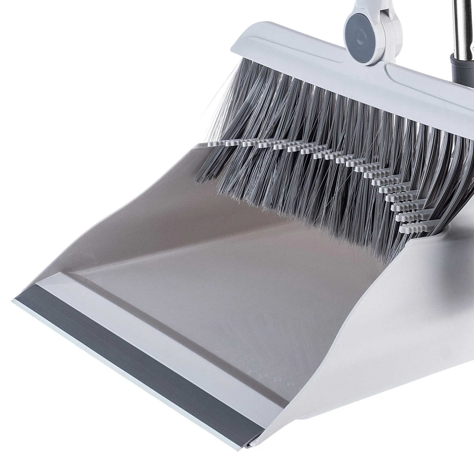 „Loken“ 3 viename valymo rinkinys: šluota, semtuvėlis ir šepetys