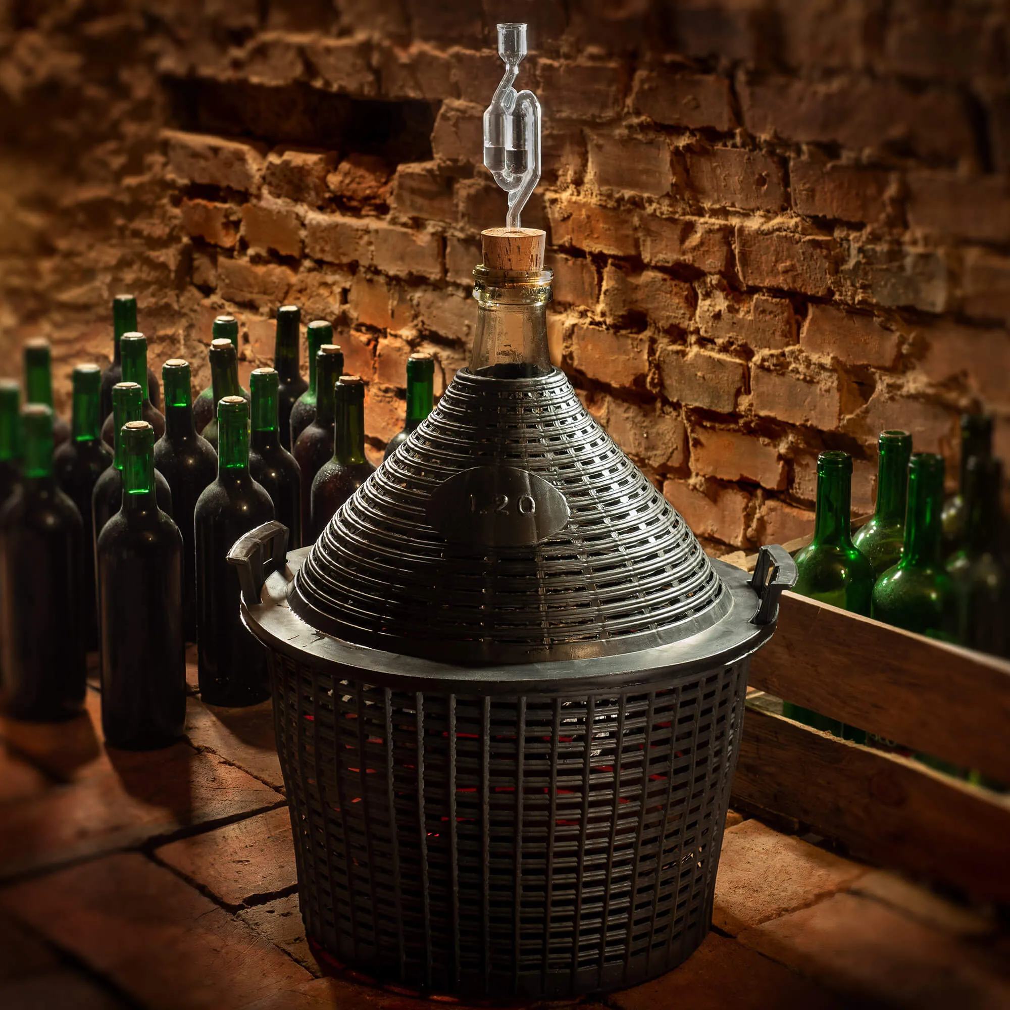 Alatri vyno butelis su siaura skylute, 5 l