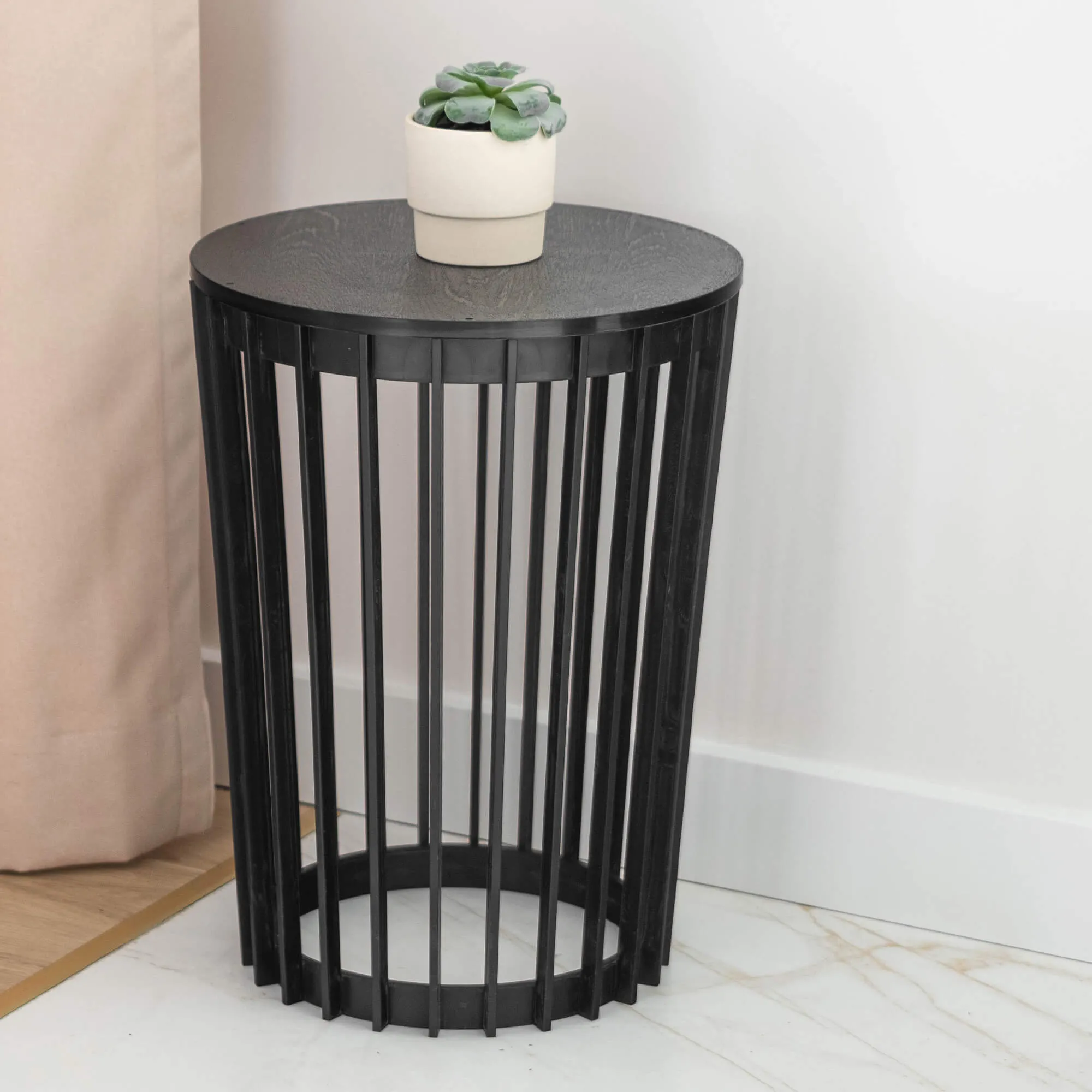 Aytre dvipusis augalų stovas 40 cm juodas + juodas stalviršis