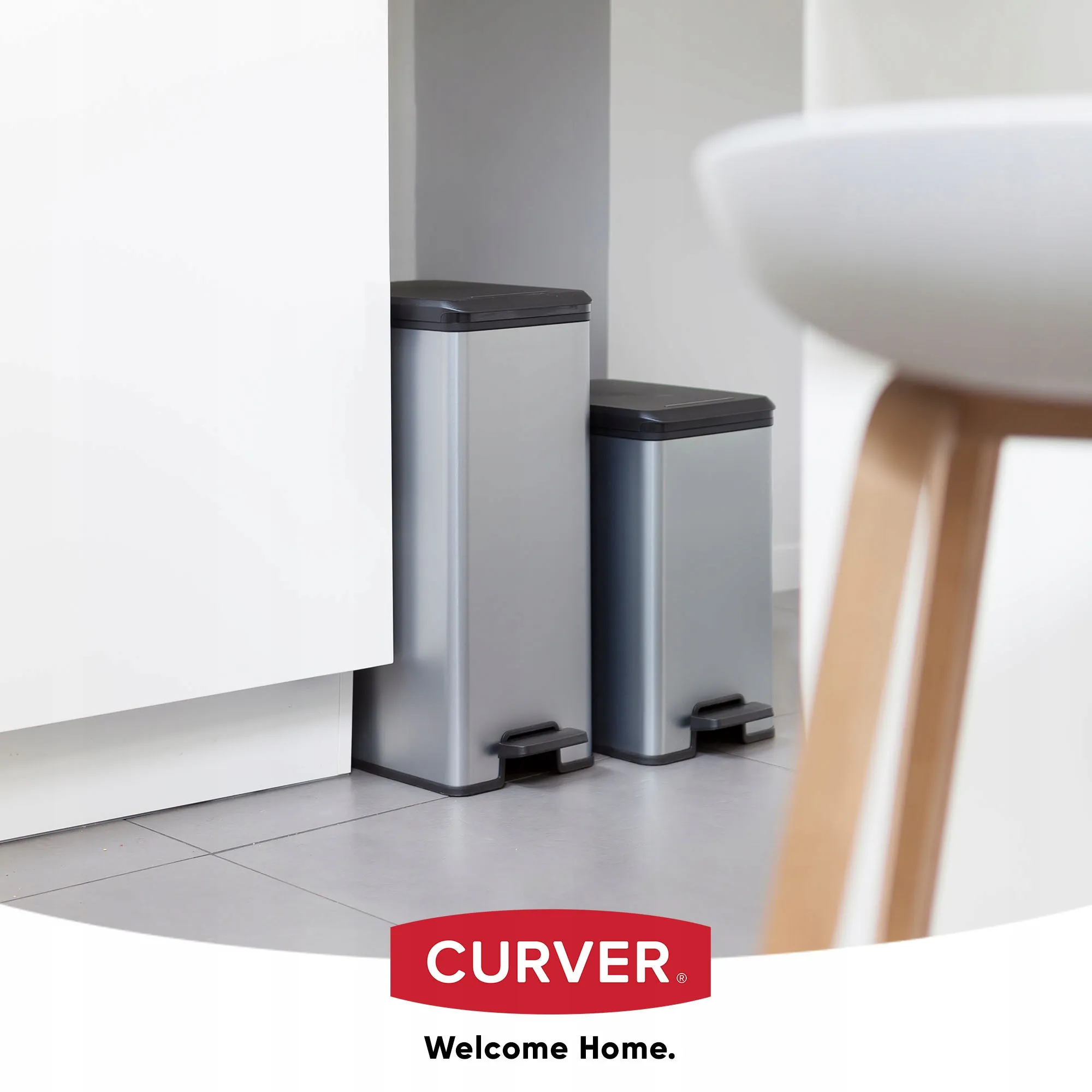 Curver Slim šiukšliadėžė 40 l, sidabrinė