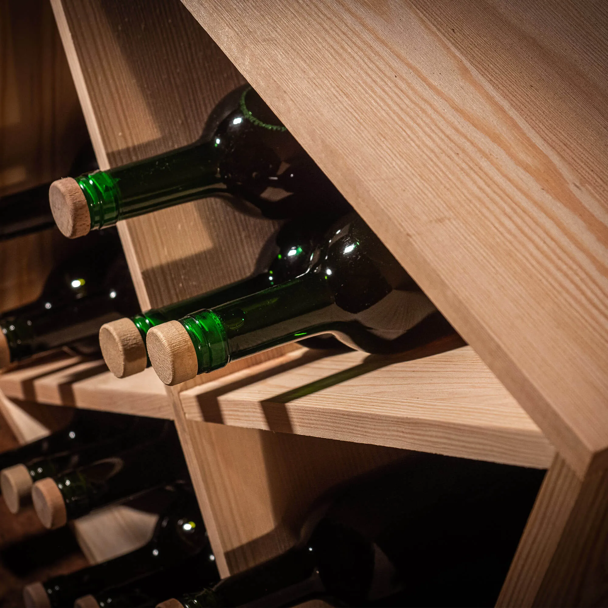 „Loreo X“ vyno lentynėlė, medinė, šviesiai ruda, 2 vnt.