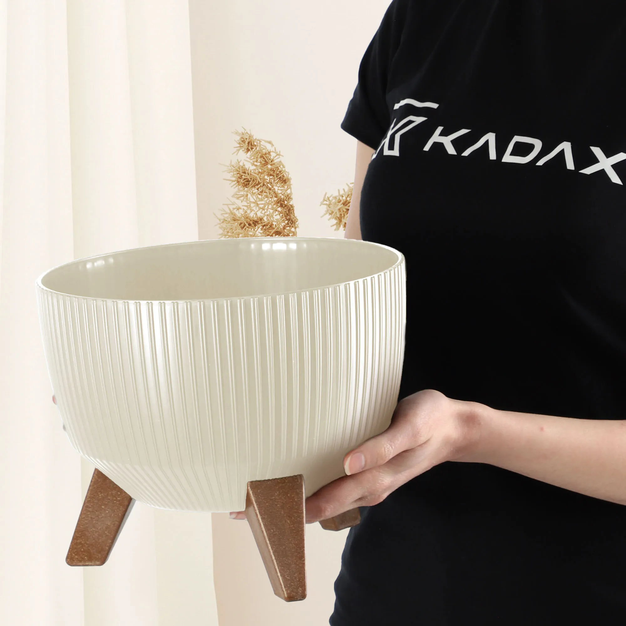Milis gėlių dubuo su kojelėmis 29 cm